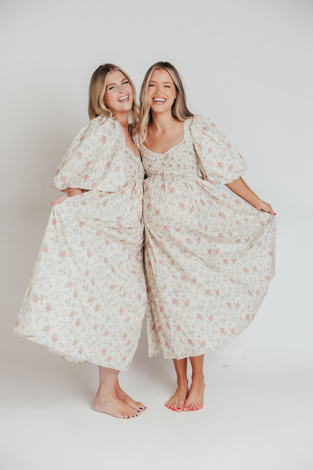 Harlow Maxi Dress in Off White Floral - Bump Friendly Maternity Dress & Inclusive Sizing (S-3XL) | Perfect for Pregnancy, Beach Vacations and Summer Weddings