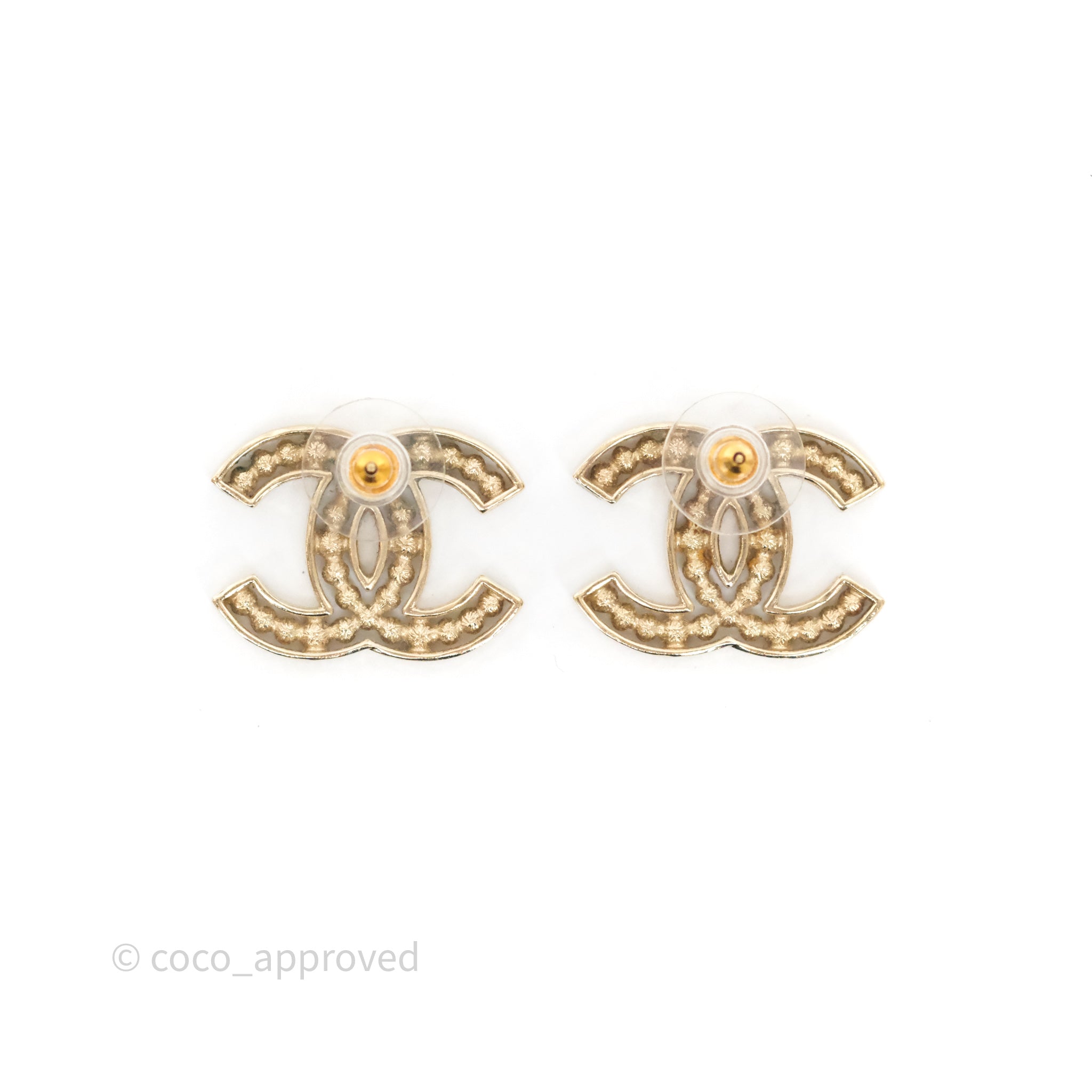 Chanel CC Crystal Pearl Earrings in Gold Tone - Elegant Luxury Jewelry for Women, Perfect for Parties, Weddings & Special Occasions