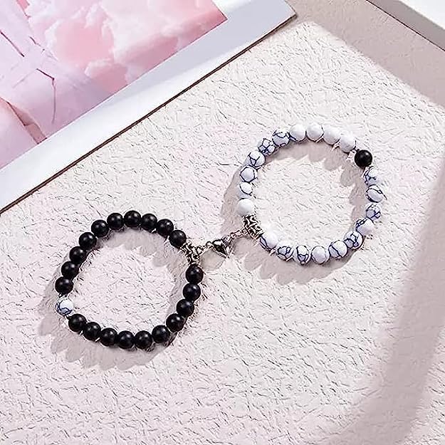 MEENAZ Magnetic Heart Couple Bracelets for Men & Women - Stainless Steel Love Bracelet Set for Boyfriend, Girlfriend, Couples - Valentine's Day Proposal Gift, Anniversary Present - Perfect for Romantic Dates & Special Occasions