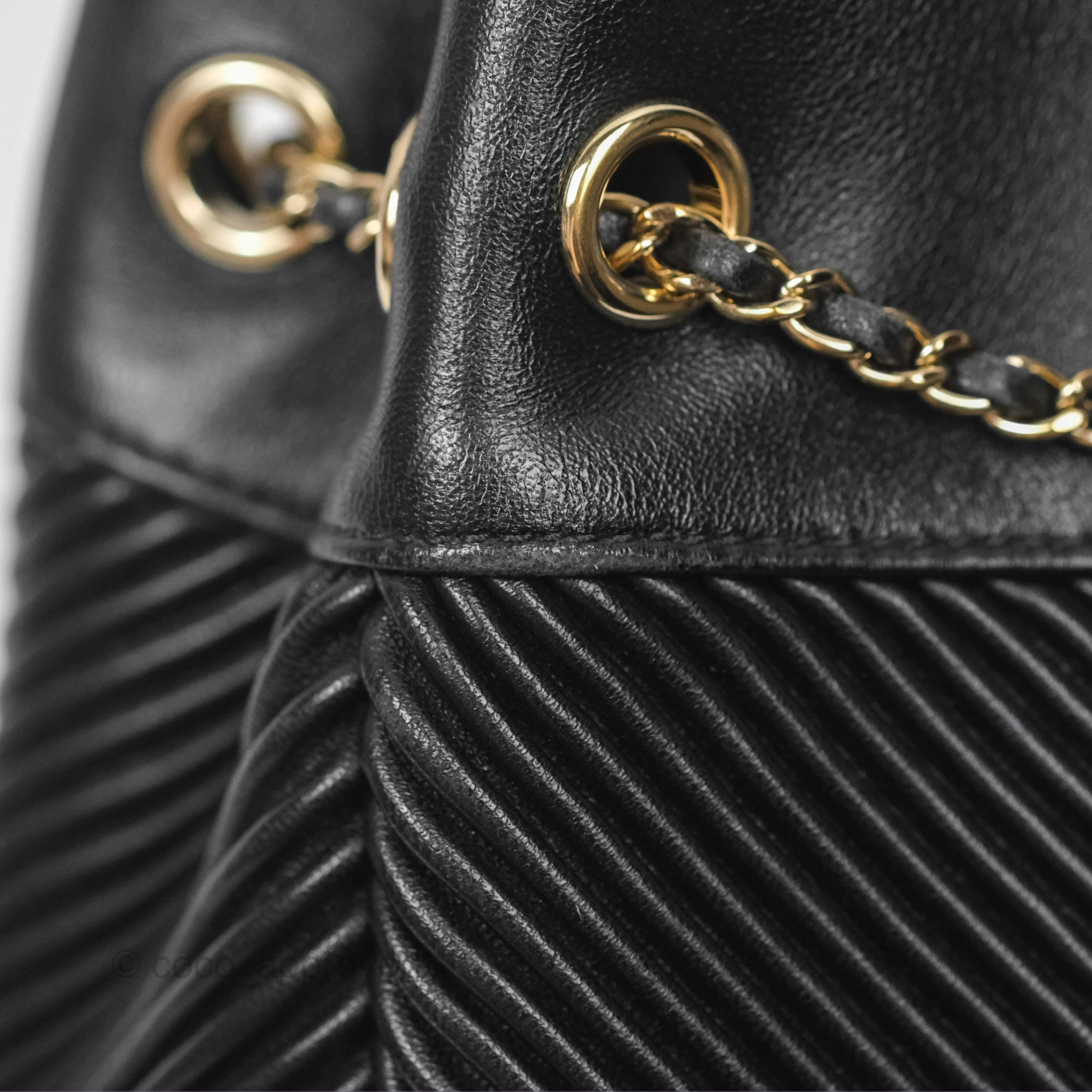 Chanel CC Chain Drawstring Bucket Bag Chevron Black Lambskin Gold Hardware - Luxury Crossbody Shoulder Bag for Women, Perfect for Parties, Date Nights & Special Occasions