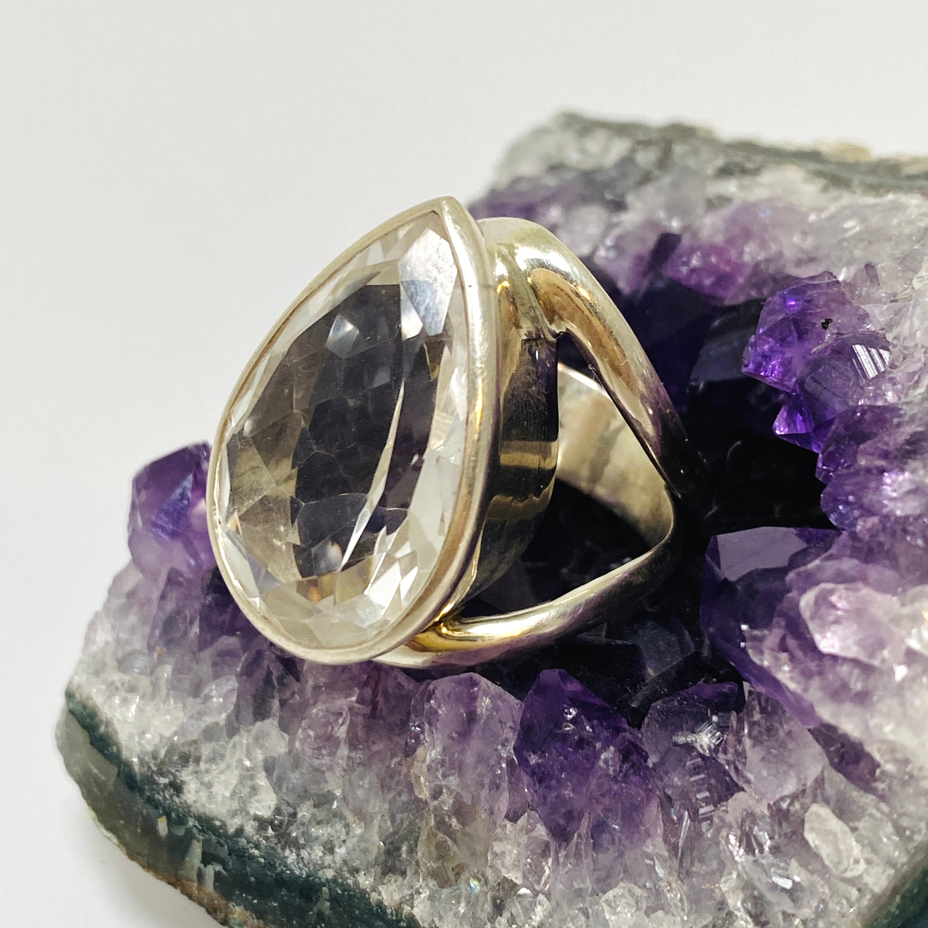 Clear Quartz Teardrop Faceted Split Band Ring - Size 8 - PRGJ706 - Elegant Crystal Jewelry for Women, Perfect for Weddings, Parties & Everyday Wear