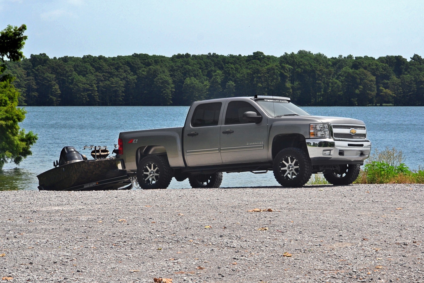 6 Inch Lift Kit for Chevy/GMC 1500 4WD (2007-2013) - Heavy Duty M1 Struts & Shocks - Off-Road Suspension Upgrade for Trucks & SUVs - Perfect for Trail Riding, Rock Crawling & Overlanding Adventures