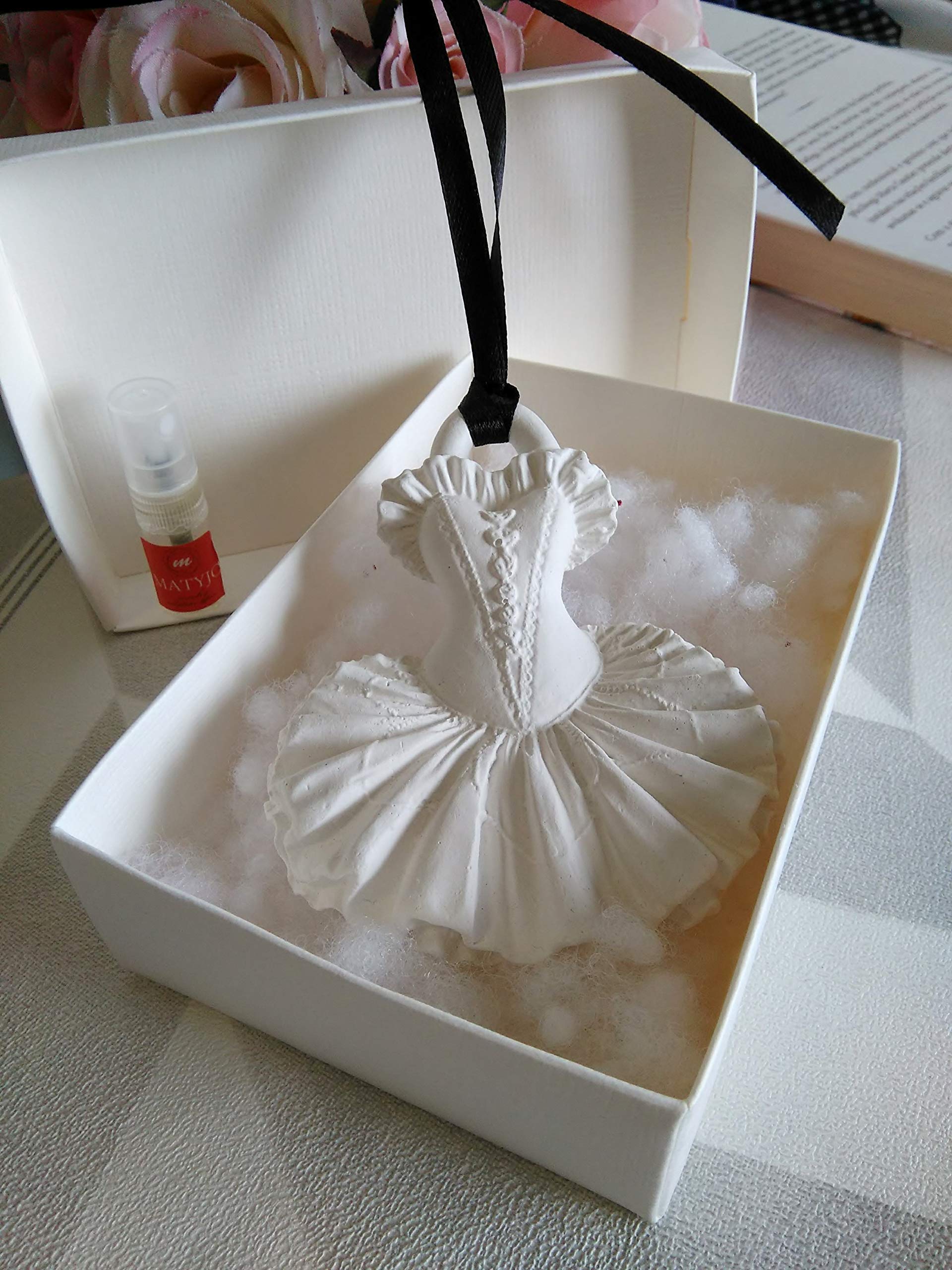 Elegant Ballerina Plaster Diffuser - Ballet Themed Gift, Bridal Favor, Home & Car Air Freshener for Aromatherapy | Perfect for Bedroom, Office, Wedding Decor & Vehicle Use