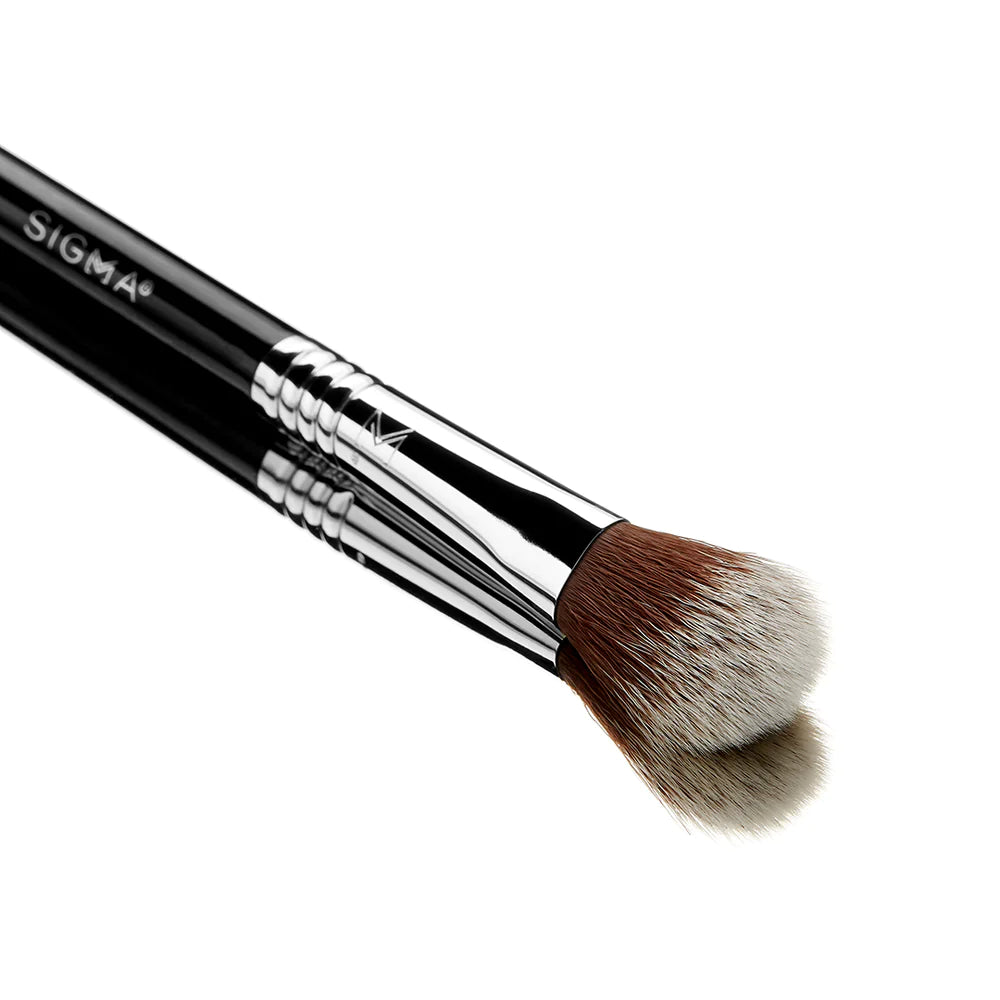 Sigma Beauty F3 High Cheekbone Highlighter Brush - Professional Makeup Brush for Contouring & Highlighting - Perfect for Everyday Glow & Special Occasions