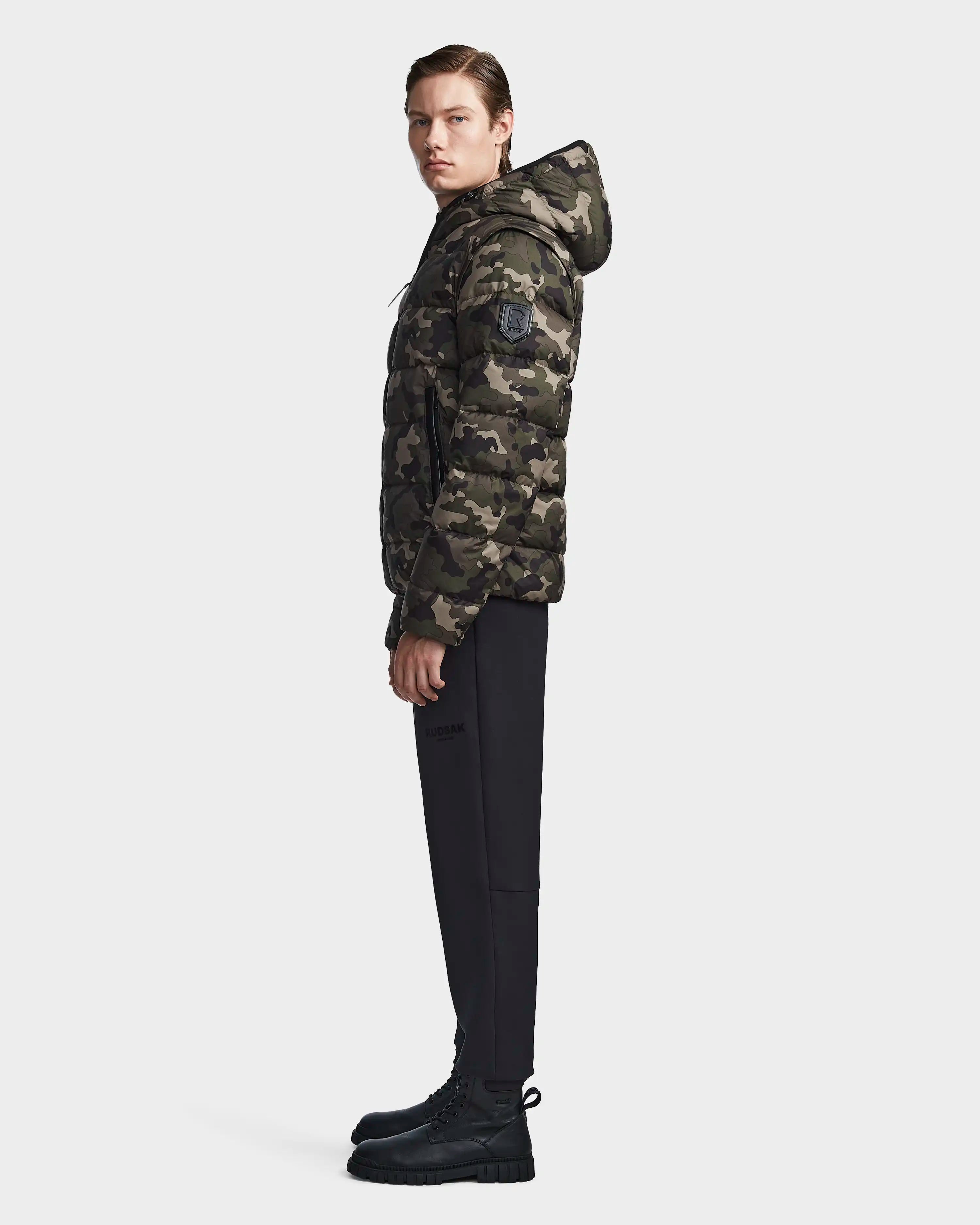 DEMIAN M R M123504 Camouflage Hunting Jacket - Waterproof & Windproof Outdoor Gear for Men - Perfect for Hunting, Hiking, and Camping Adventures