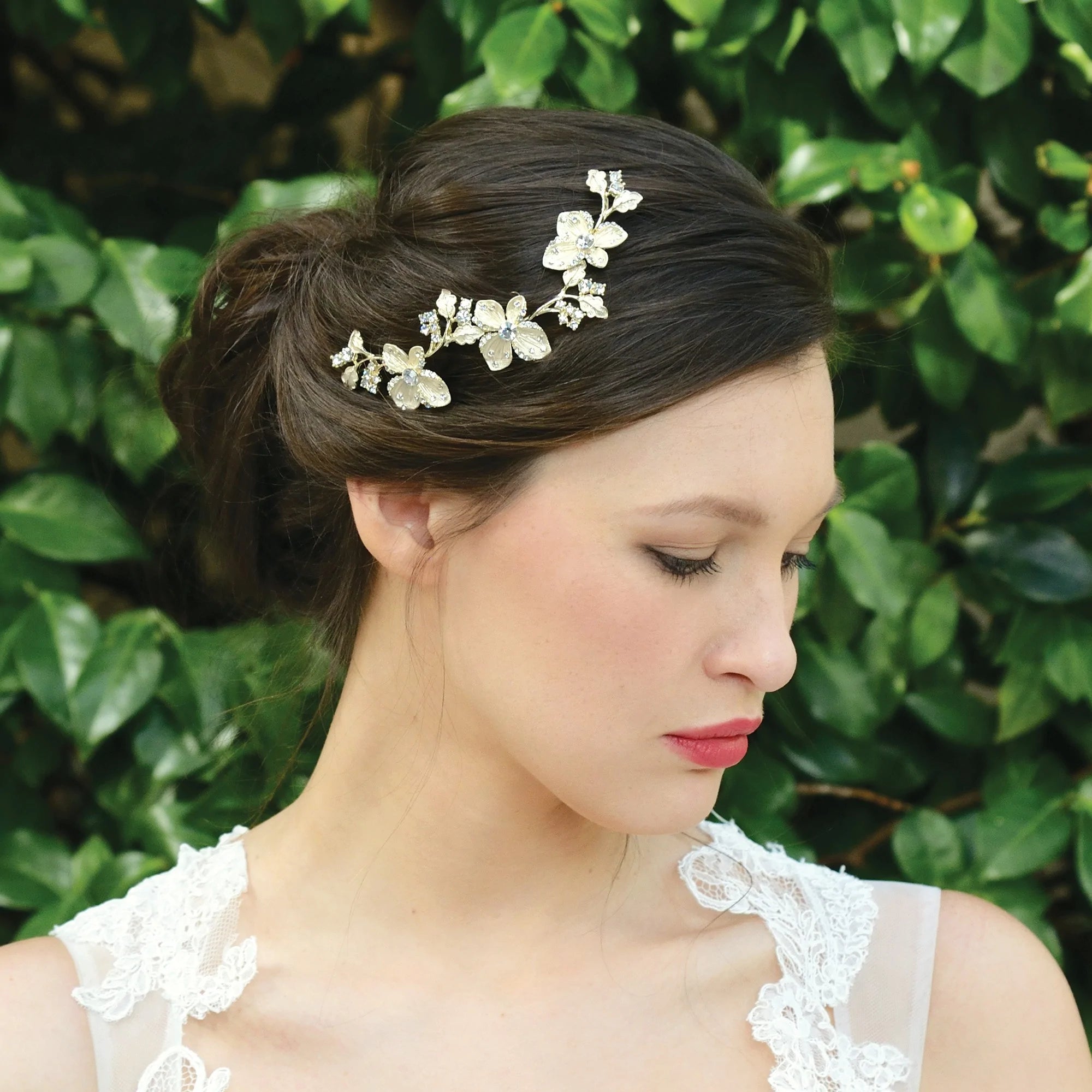 Elegant Gold Bridal Hair Comb with Swarovski Crystals - Vintage Buttercup Design for Weddings, Prom & Special Occasions