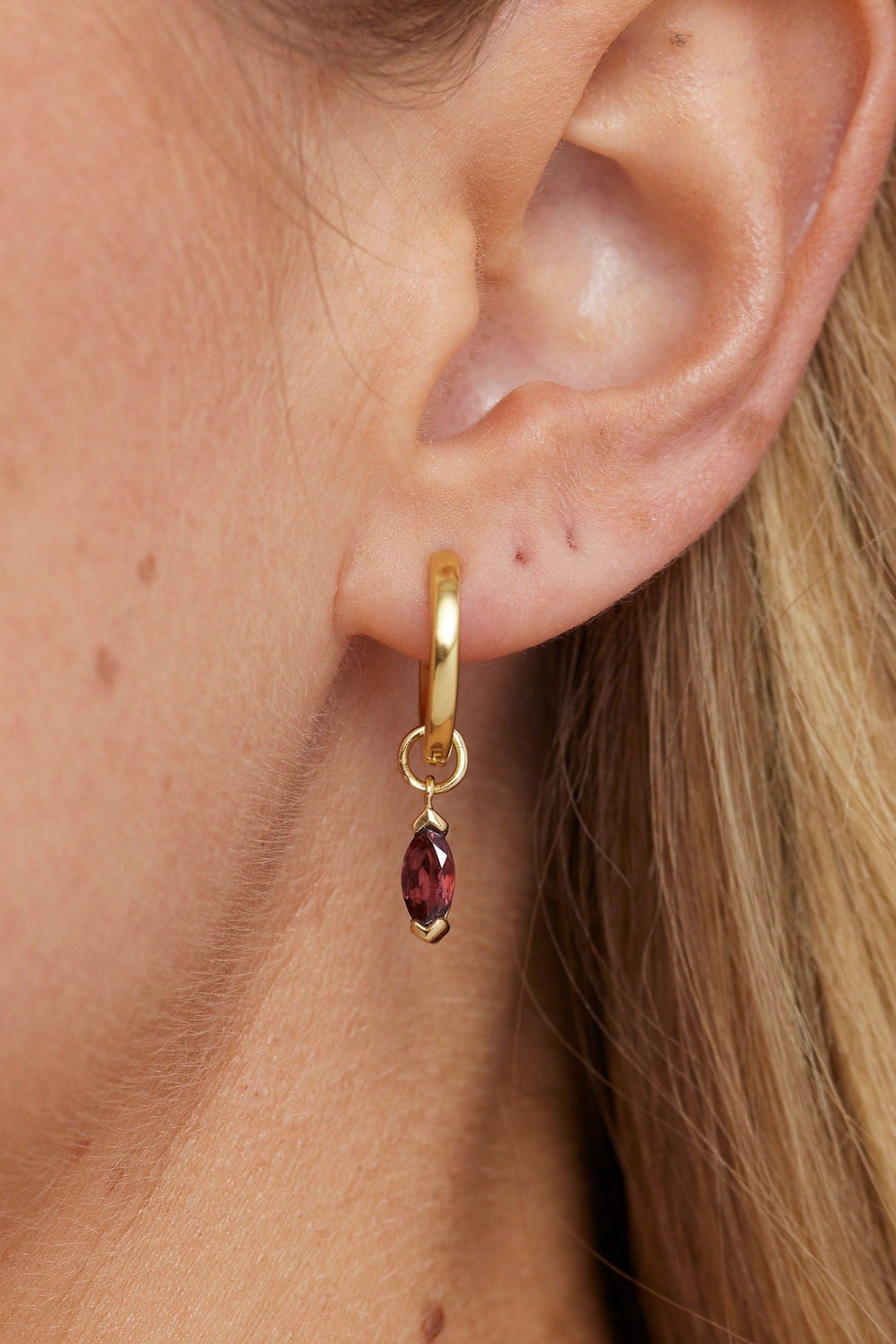 Marquise Rhodolite Gold Charm Pendant - Elegant Jewelry for Women - Perfect for Gifts, Anniversaries & Special Occasions