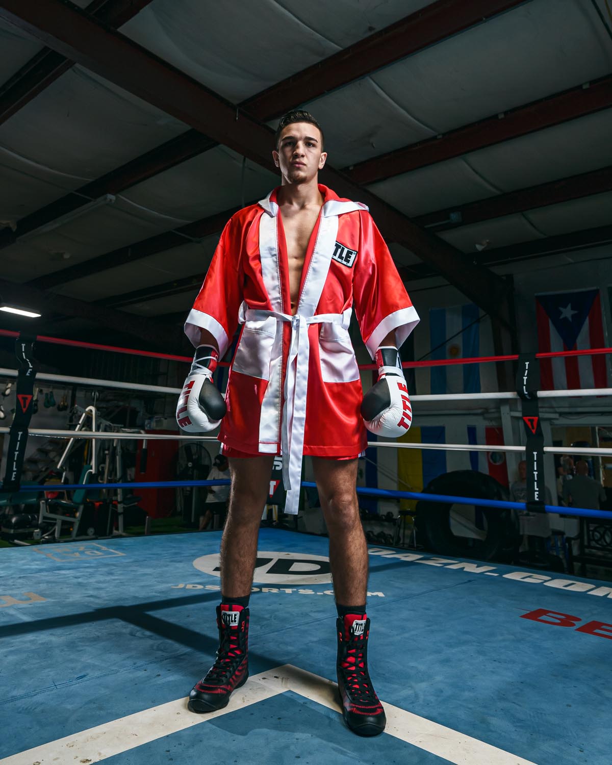 TITLE Boxing Pro Fingertip Training Robe 2.0 - Premium Boxing & MMA Sparring Gear for Fighters & Athletes - Perfect for Gym Workouts, Martial Arts Training & Competition