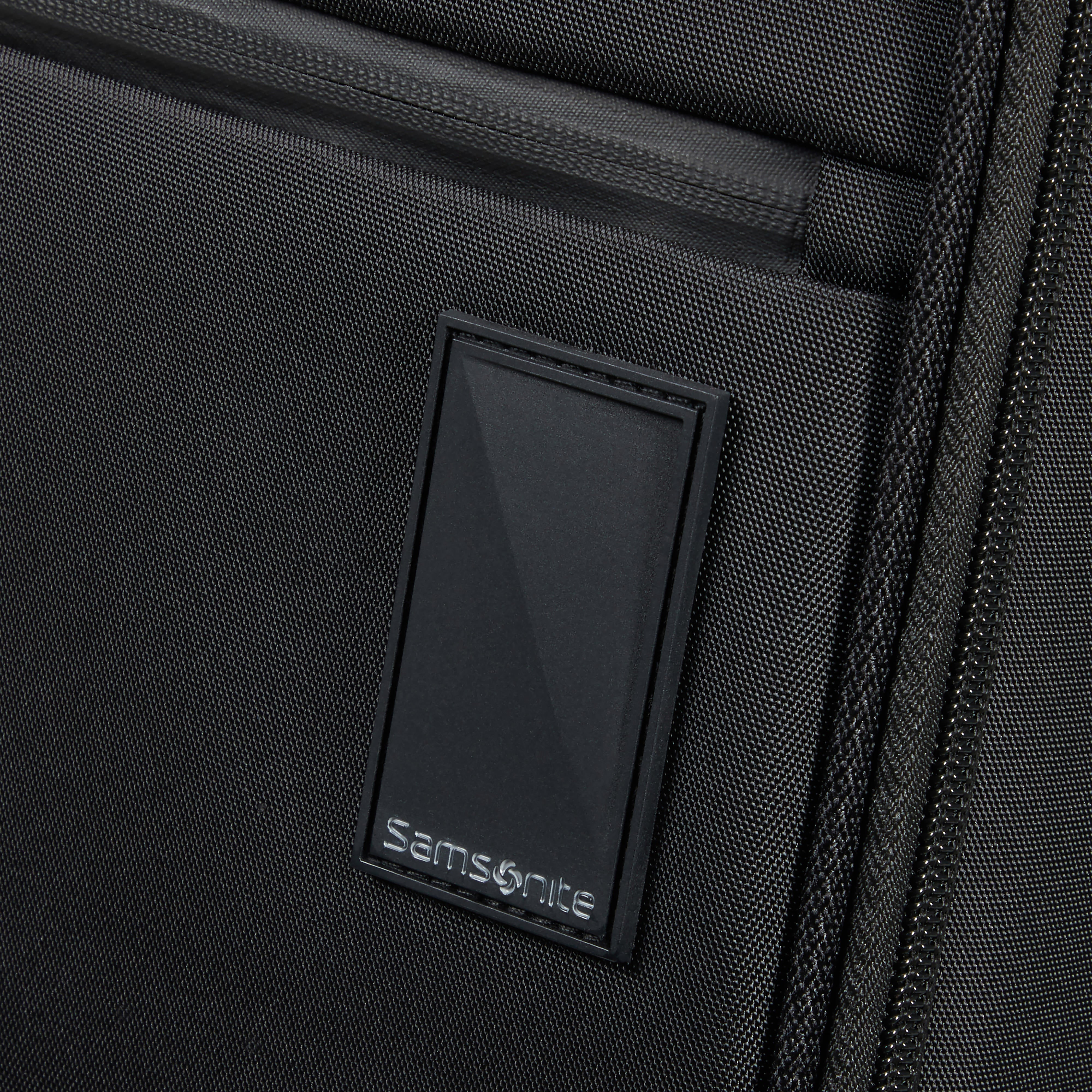 Samsonite Vaycay Spinner Medium Expandable Luggage - 28