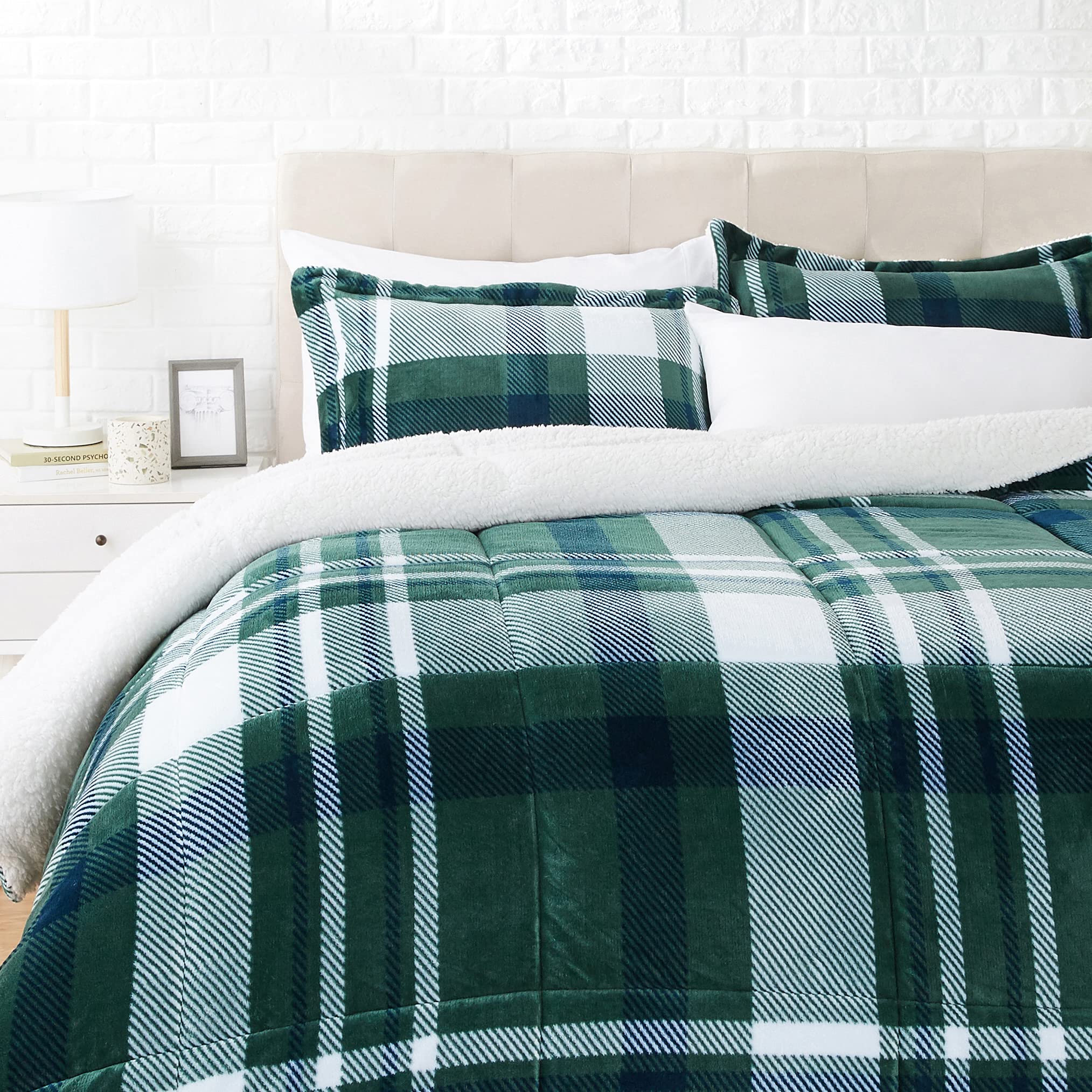 Amazon Basics Ultra-Soft Micromink Sherpa Comforter Bed Set - Green Plaid, Full/Queen Size | Cozy Winter Bedding for Warmth & Comfort | Perfect for Bedrooms, Guest Rooms & Dorm Rooms
