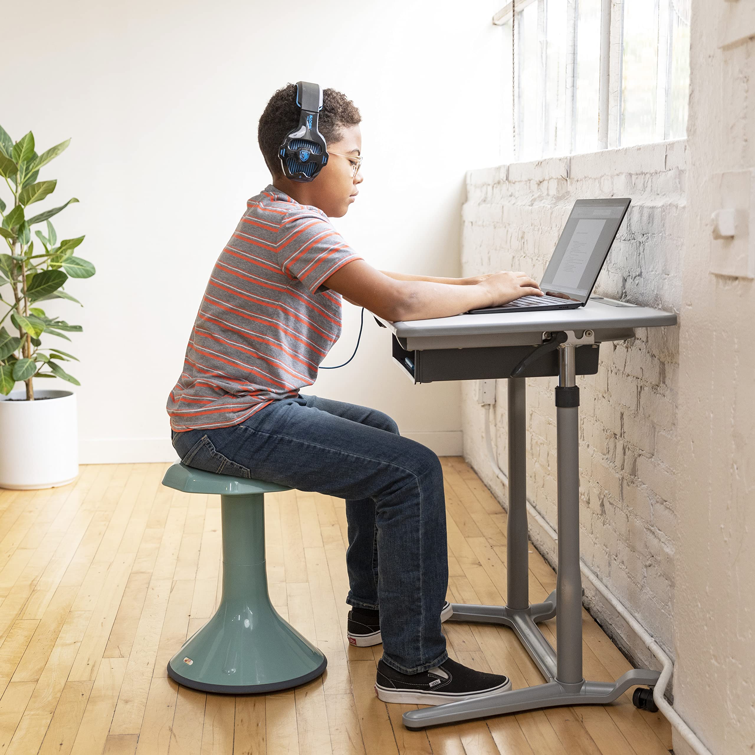 ECR4Kids 3S Mobile Desk - Adjustable Sit Stand & Storage Student Desk with Open Front Design in Grey - Perfect for Classroom, Homeschool & Office Workspaces