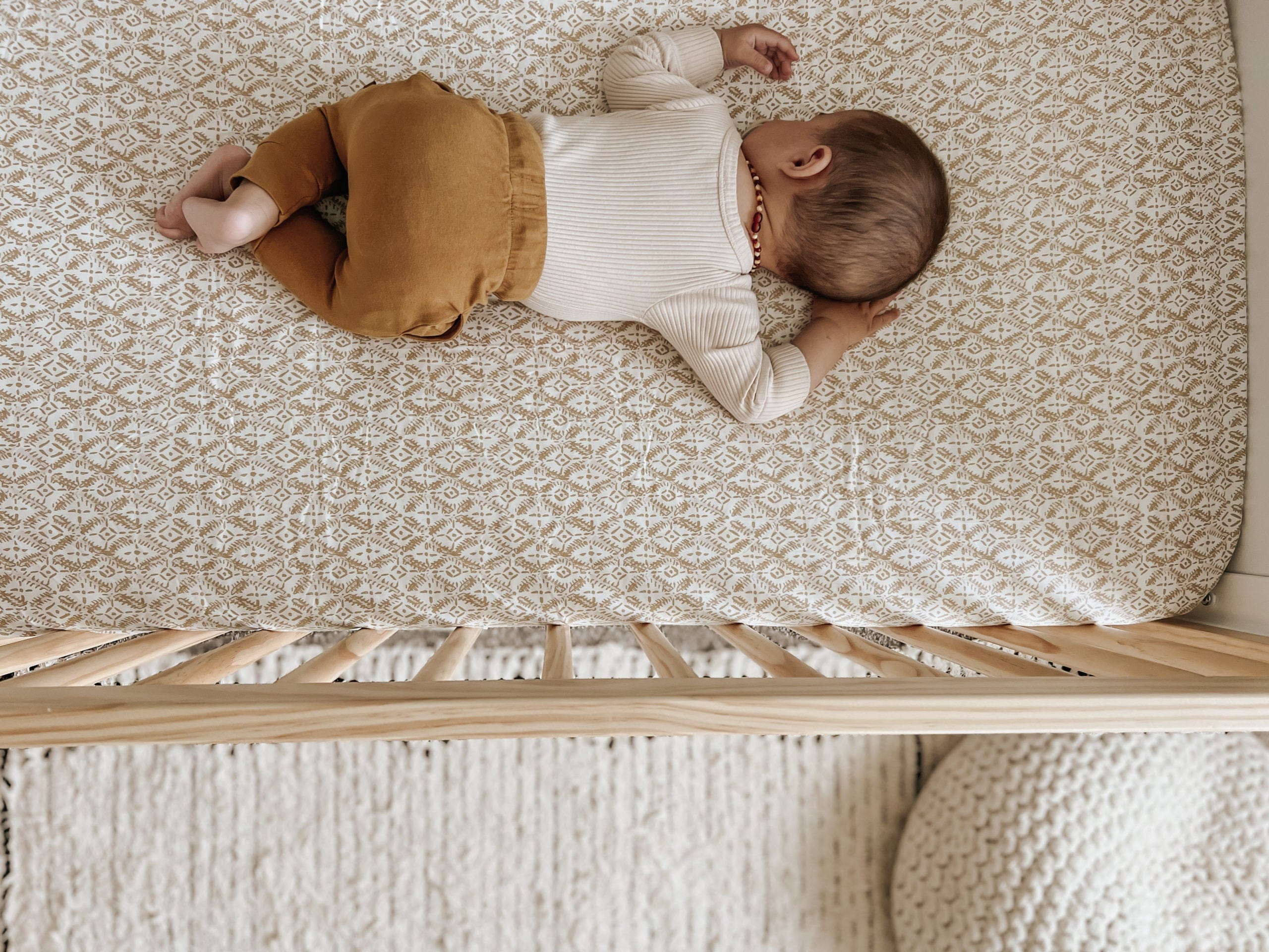 Organic Cotton Fitted Crib Sheet for Baby Crib - Soft, Breathable & Hypoallergenic Nursery Bedding - Perfect for Newborns, Toddlers & Daycare Use