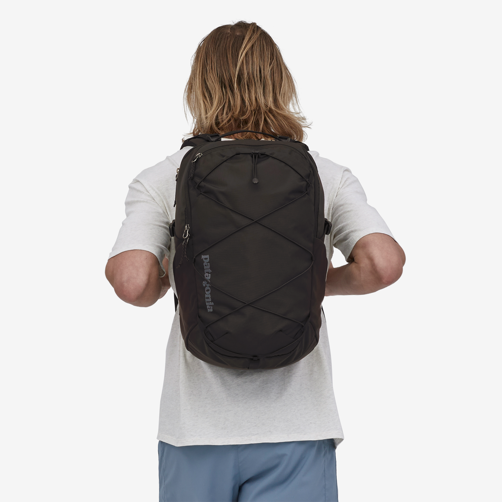 Refugio Daypack 30L - Lightweight Hiking Backpack for Men & Women - Water-Resistant Travel Backpack for Camping, Hiking & Outdoor Adventures