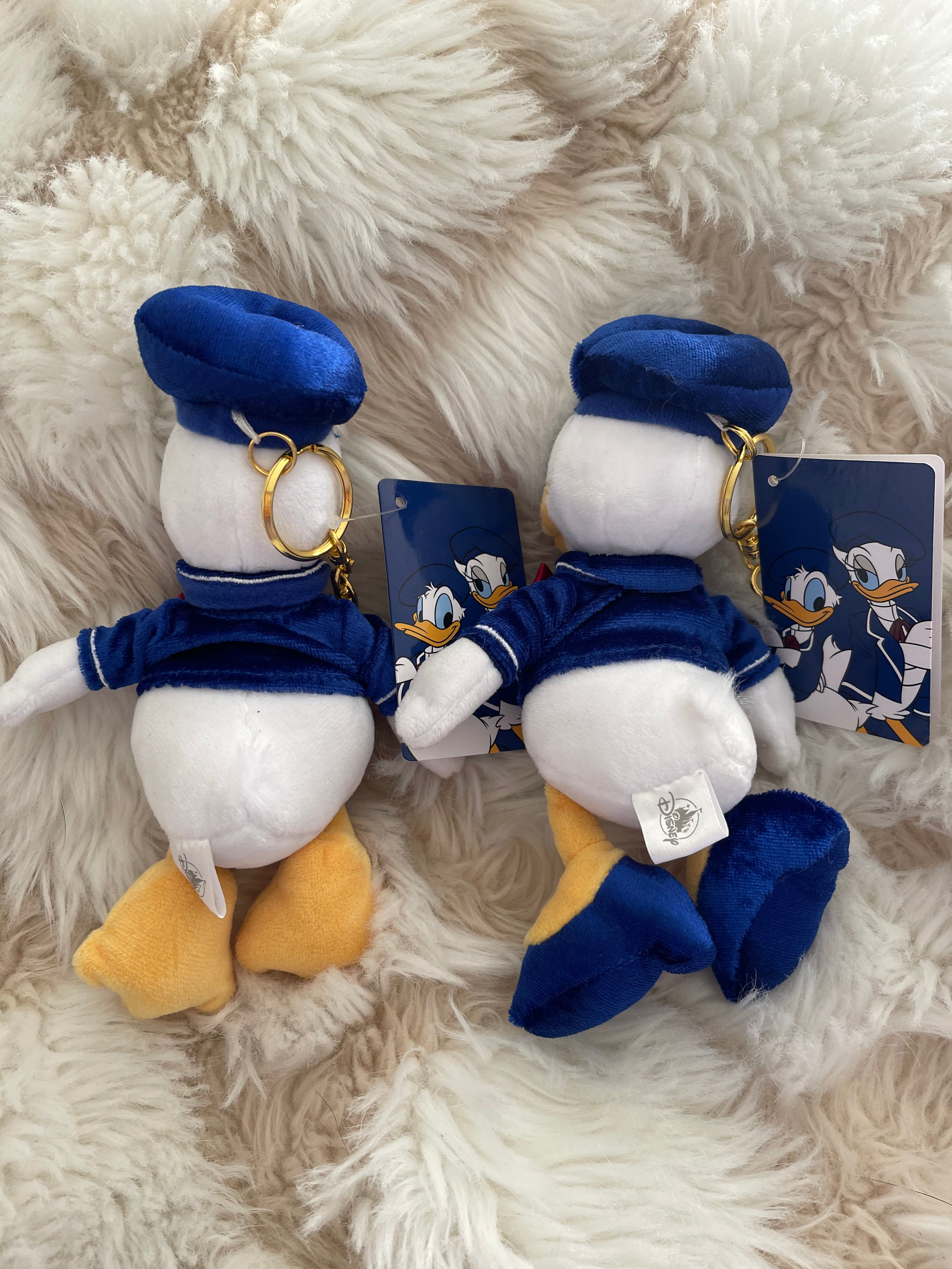 Disney Store Japan Donald Duck & Daisy Duck Plush Keychain - Cute Couple Gift for Fans, Backpacks, Luggage & Keyrings