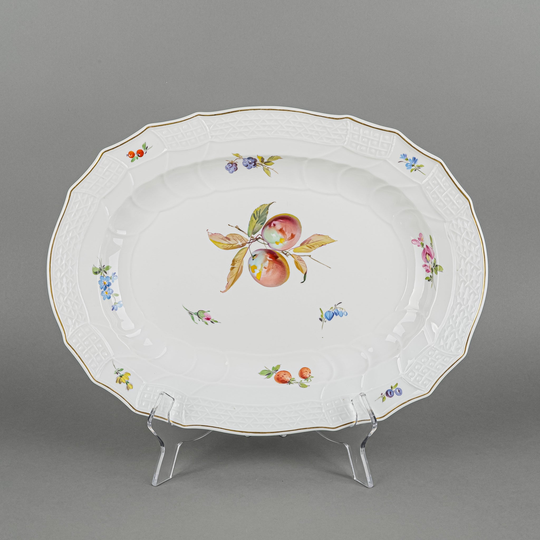 MEISSEN Fruit & Floral Porcelain Platter - Elegant Serving Dish for Dinner Parties & Home Decor