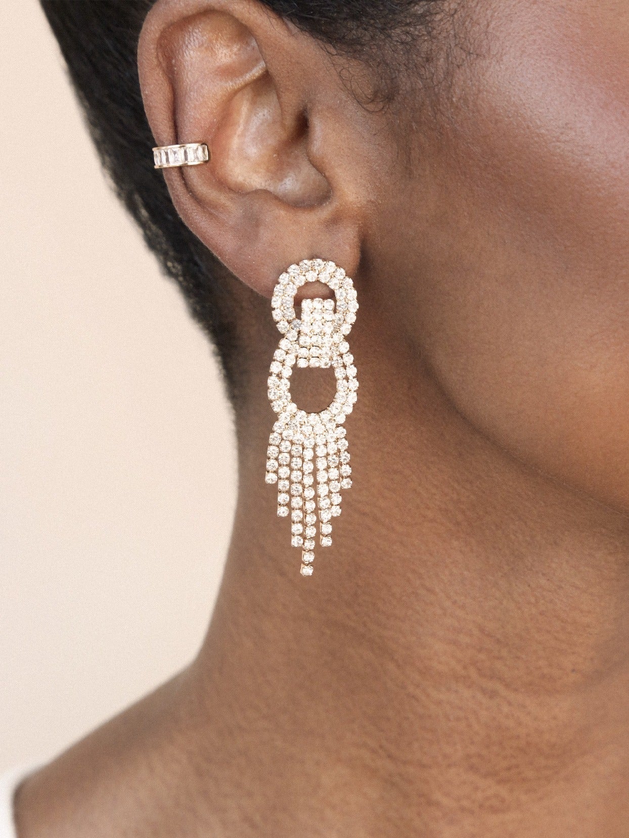 Elegant Crystal Gatsby Statement Earrings for Women - Vintage Art Deco Dangle Earrings - Perfect for Weddings, Parties & Special Occasions