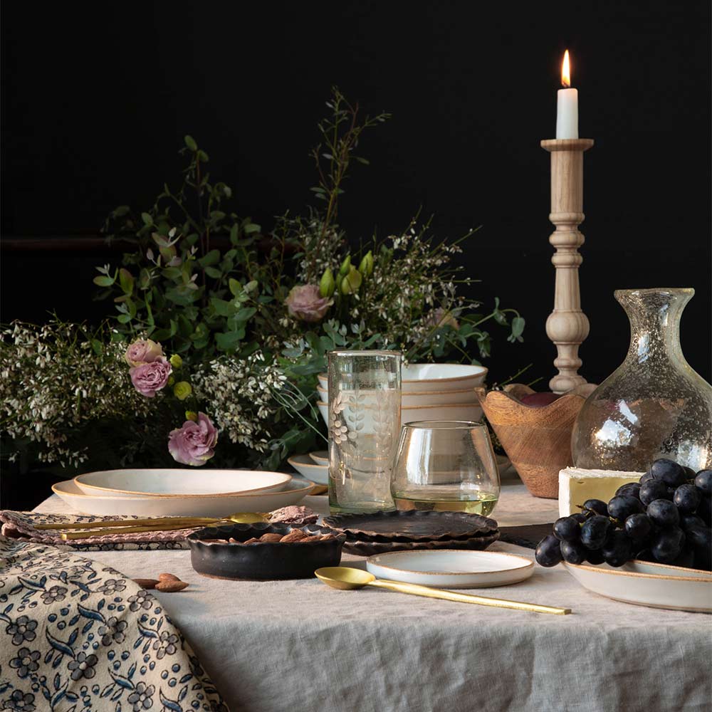 Elegant Dark Ceramic Scalloped Serving Dish - Perfect for Appetizers, Desserts & Home Decor | Microwave & Dishwasher Safe