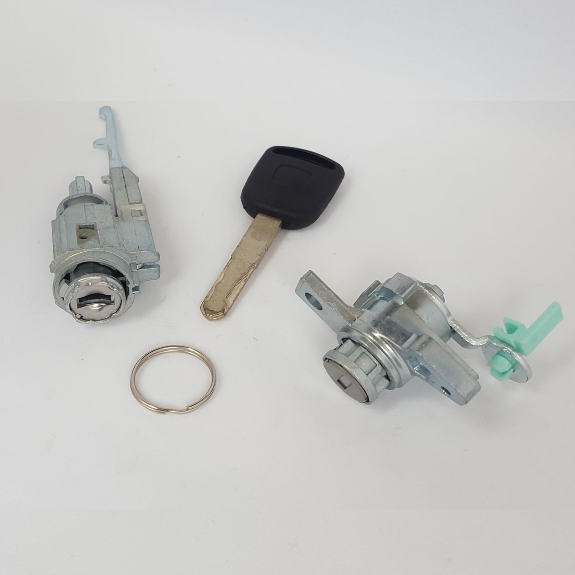 2005-2010 Honda Odyssey Ignition Switch Cylinder & Door Lock Set with Chipped Key - Replacement Parts for Smooth Engine Start & Enhanced Vehicle Security