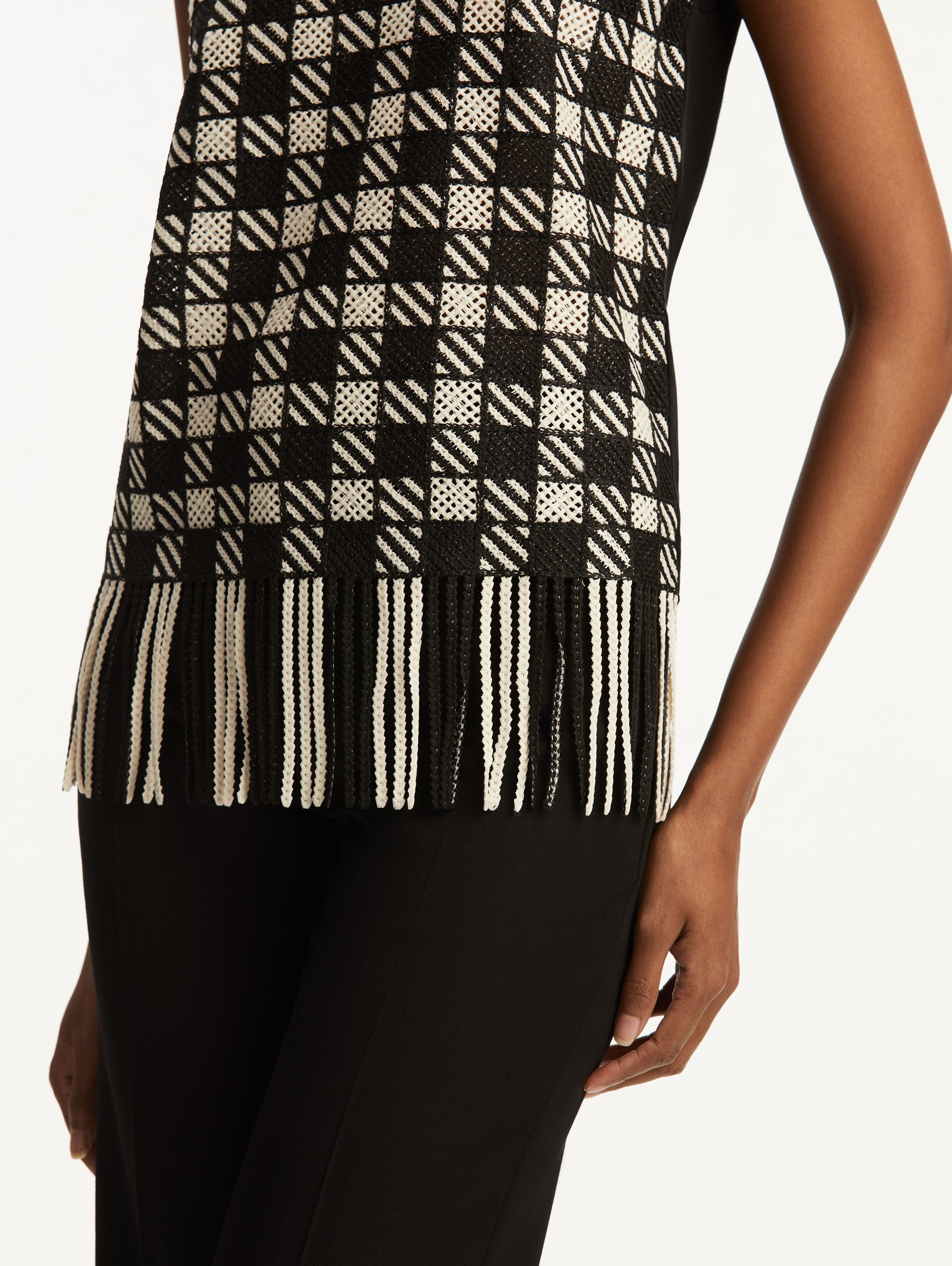 Elegant Checked Fringe Guipure Tank Top for Women - Stylish Summer Blouse for Casual Outings, Beach Wear, and Boho Fashion