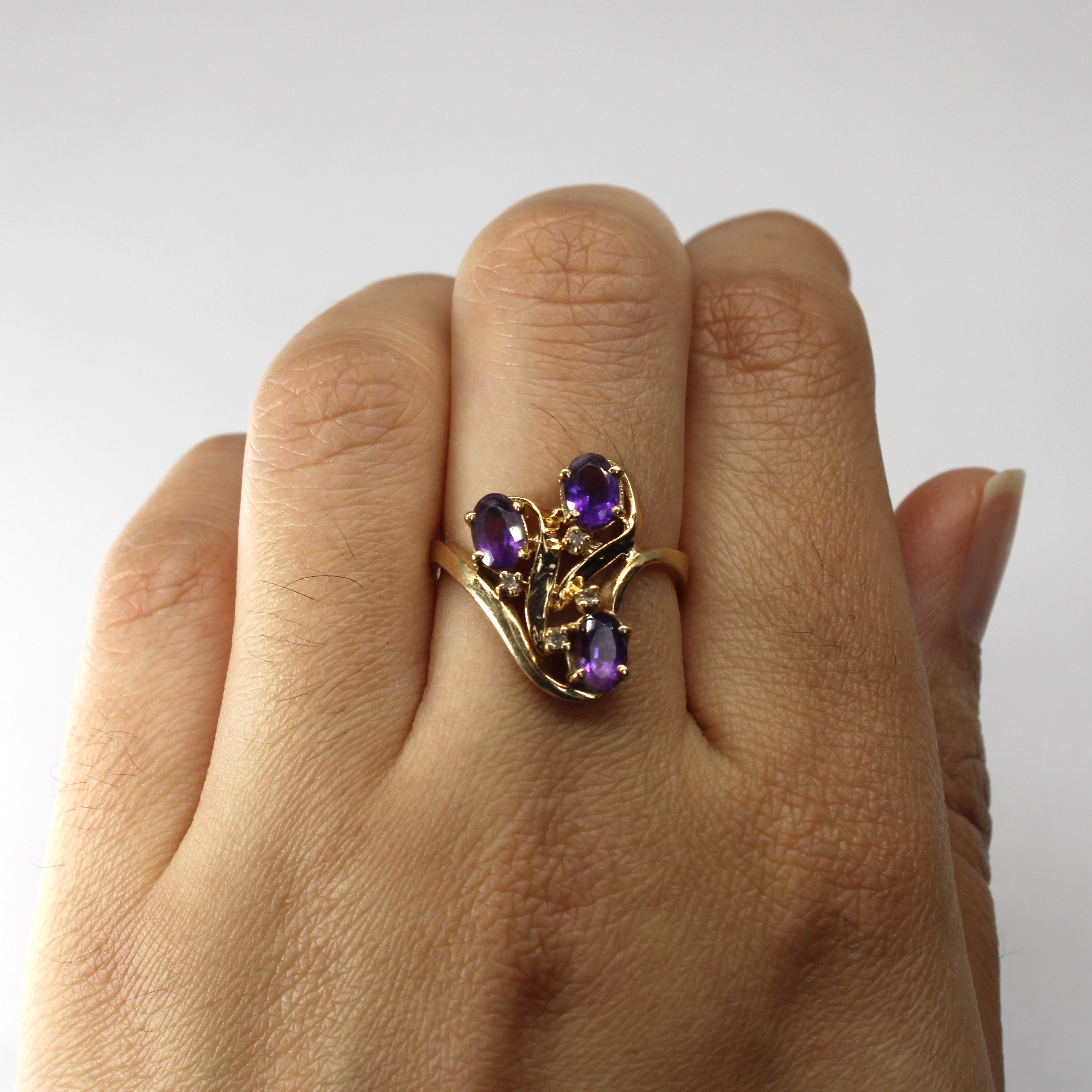 14K Yellow Gold Amethyst & Diamond Textured Ring for Women | 0.60ctw Amethyst & 0.04ctw Diamonds | Size 7.25 | Elegant Jewelry Gift for Anniversary, Birthday & Special Occasions