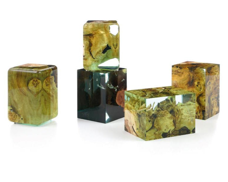 Modern Resin Cube Side Table with Epoxy Wood Design - Stylish Accent Stool for Living Room, Bedroom, or Office Decor