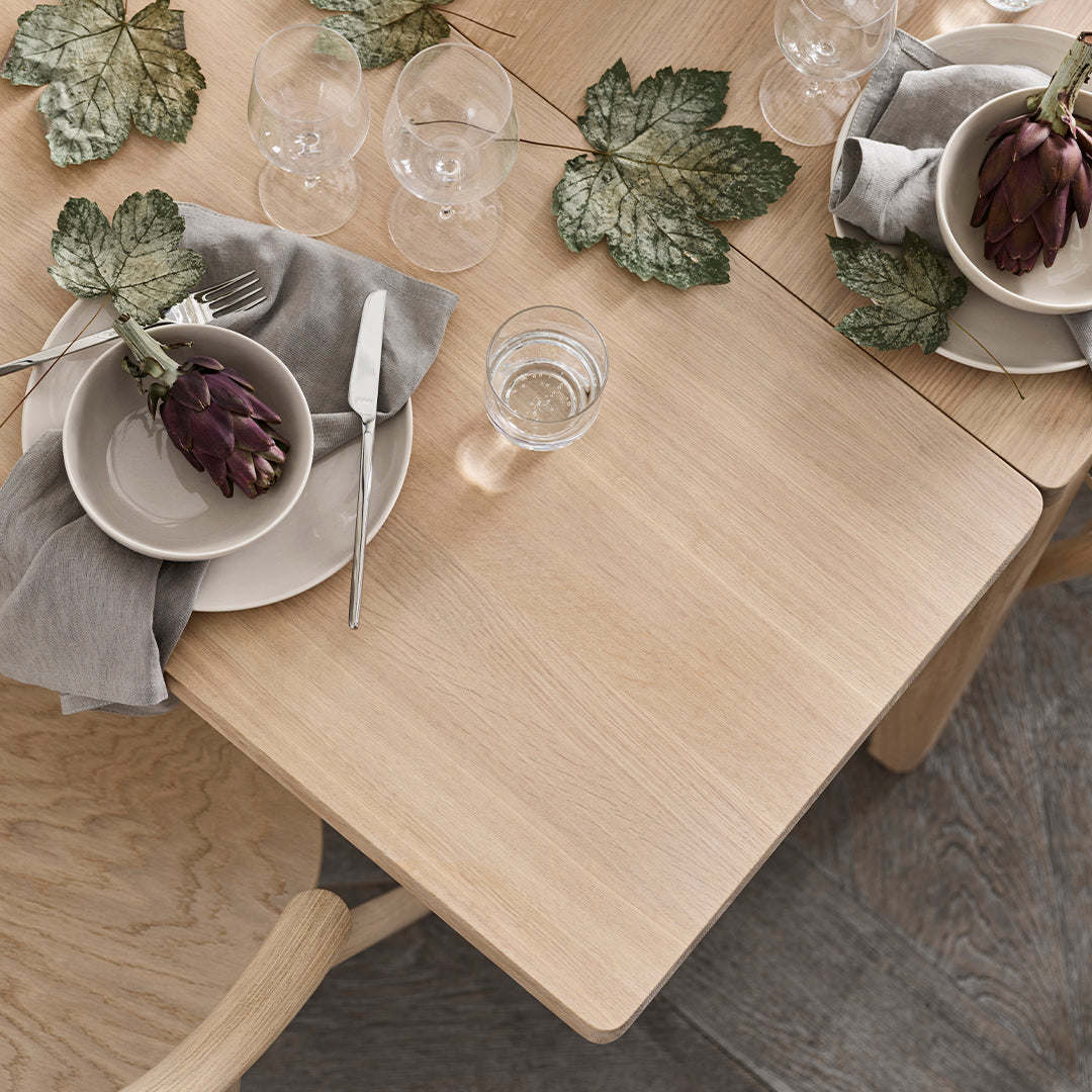 Expandable Dining Table Leaf - Solid Wood Extension for 6 to 8 Seats - Perfect for Holiday Gatherings & Dinner Parties