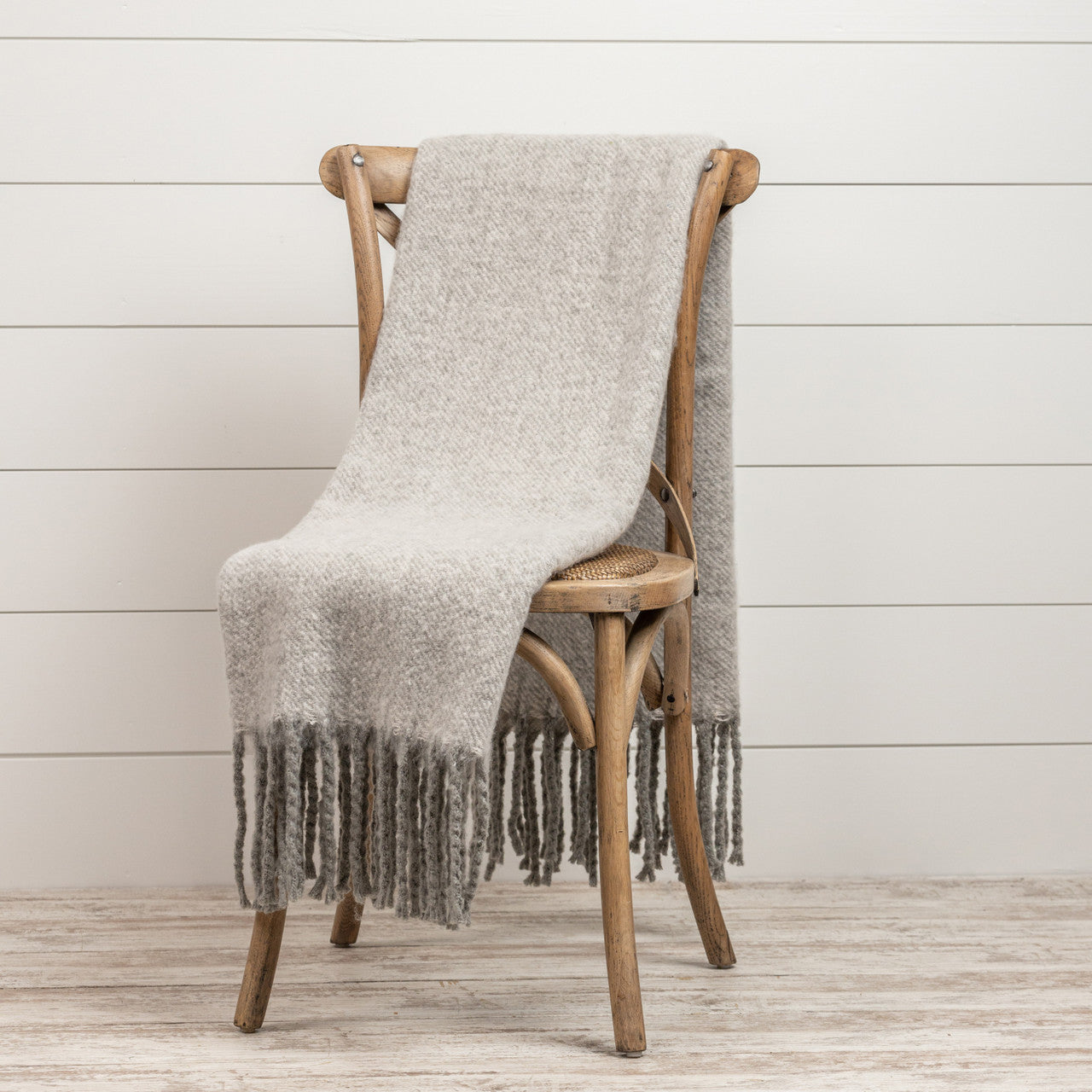 Cozy Heathered Grey Knit Throw Blanket with Fringe Tassels - Soft & Warm for Living Room, Bedroom, or Couch - Perfect for Netflix Nights & Winter Snuggles