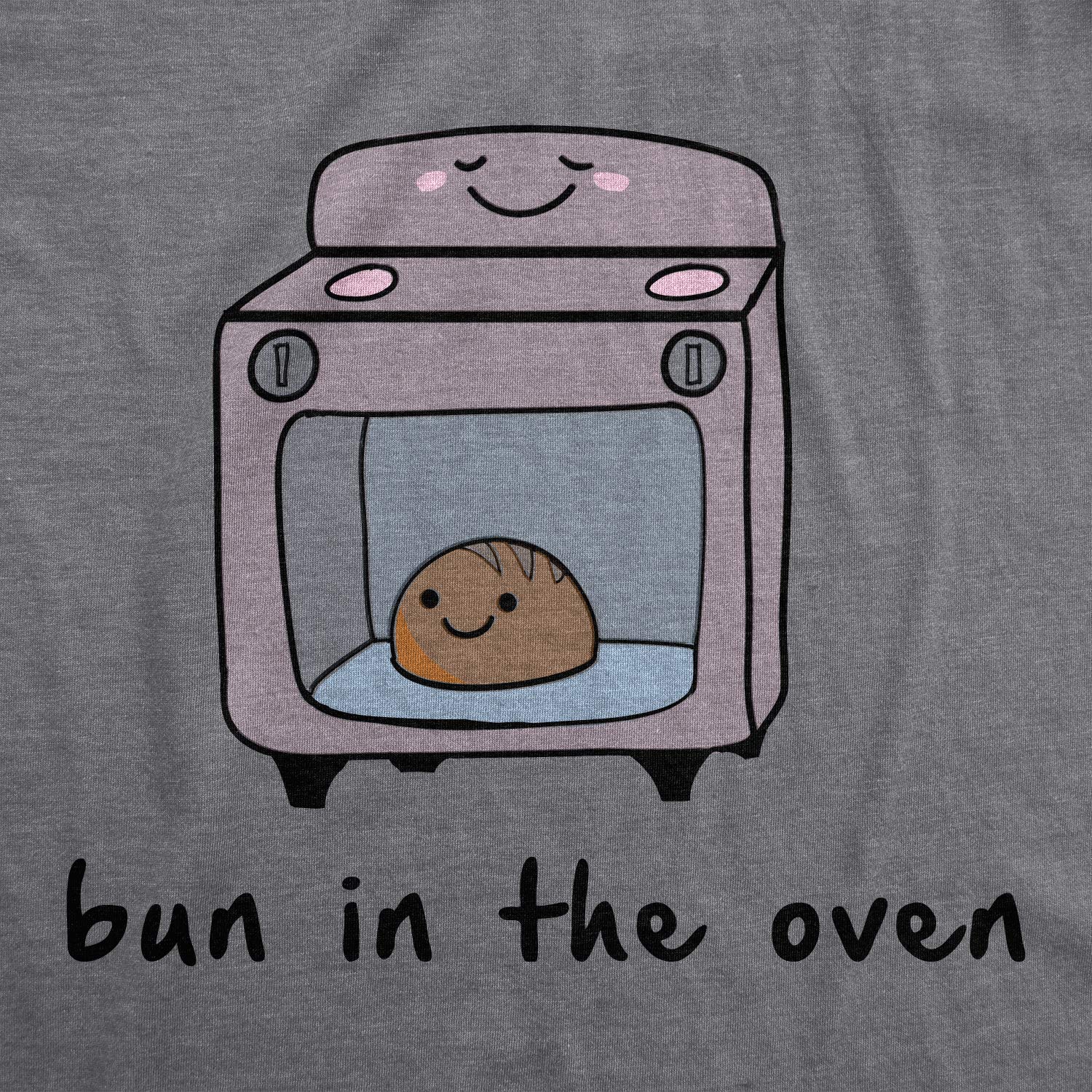 Funny Pregnancy Announcement T-Shirt - Maternity 'Bun in The Oven' Baby Tee for Expecting Moms | Perfect for Gender Reveal, Baby Shower & Maternity Photos
