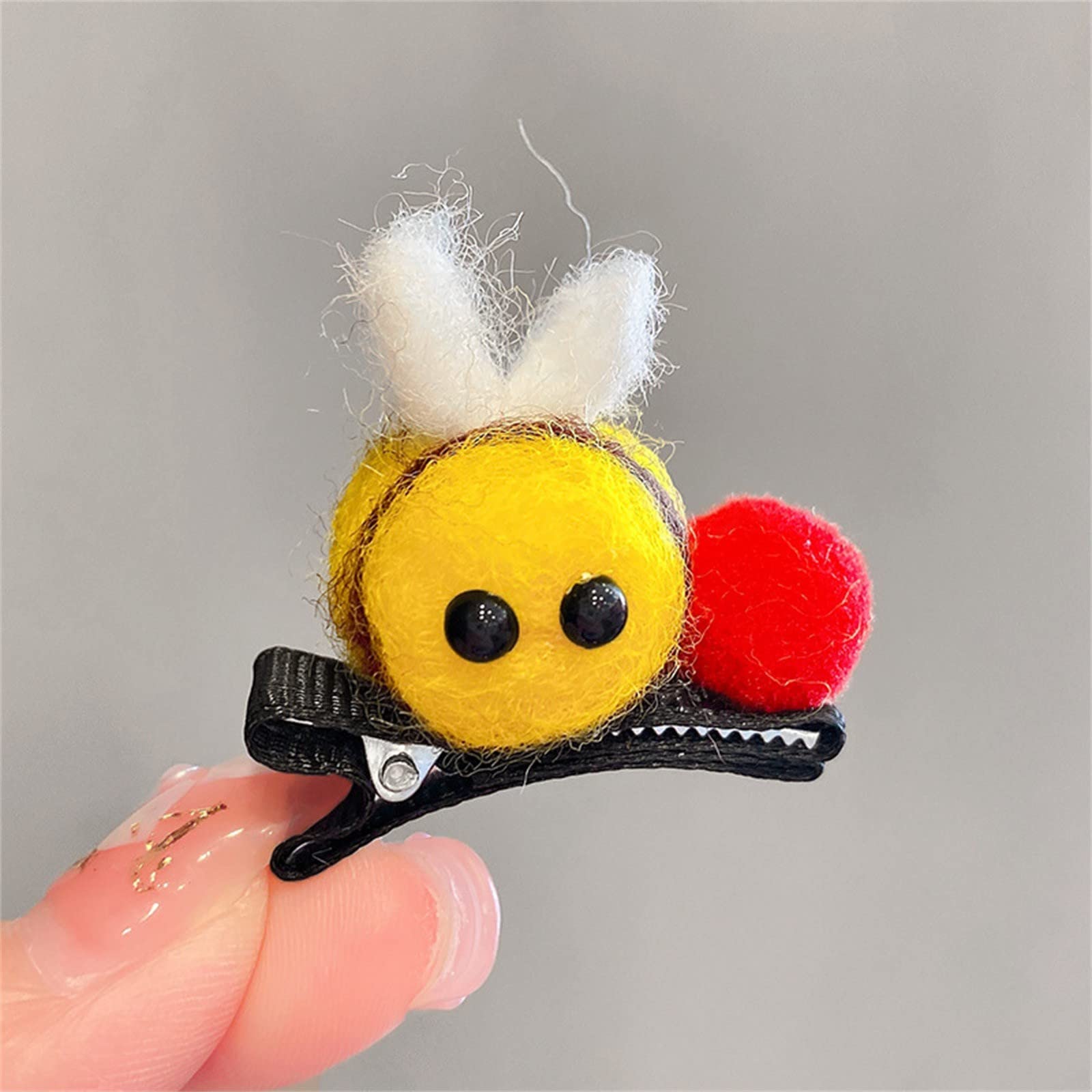 Cartoon Bee Hair Clips & Headbands Set for Girls 4-6 Years - Cute Hair Accessories Kit with Barrettes & Hair Claws - Perfect for School, Parties & Daily Wear (One Size)