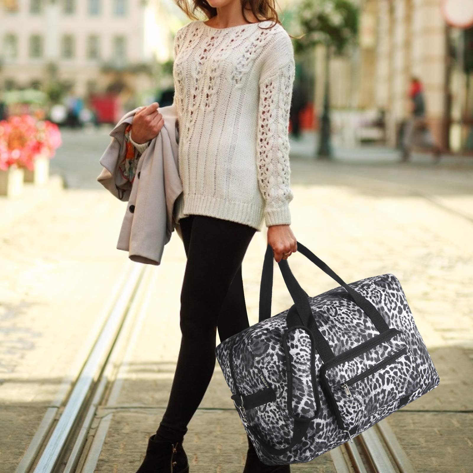 F.FETIVIN Foldable Waterproof Duffel Bag - Lightweight Carry On Luggage Tote for Travel, Gym & Beach (Leopard Print) | Perfect for Weekend Getaways, Sports Gear & Vacation Essentials