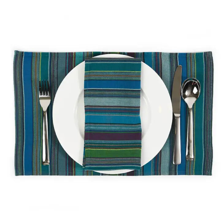 Elegant Striped Placemats Set of 4 - Waterproof & Non-Slip Dining Table Mats for Kitchen, Dining Room, Party Decor - Perfect for Everyday Use, Holiday Dinners & Entertaining Guests