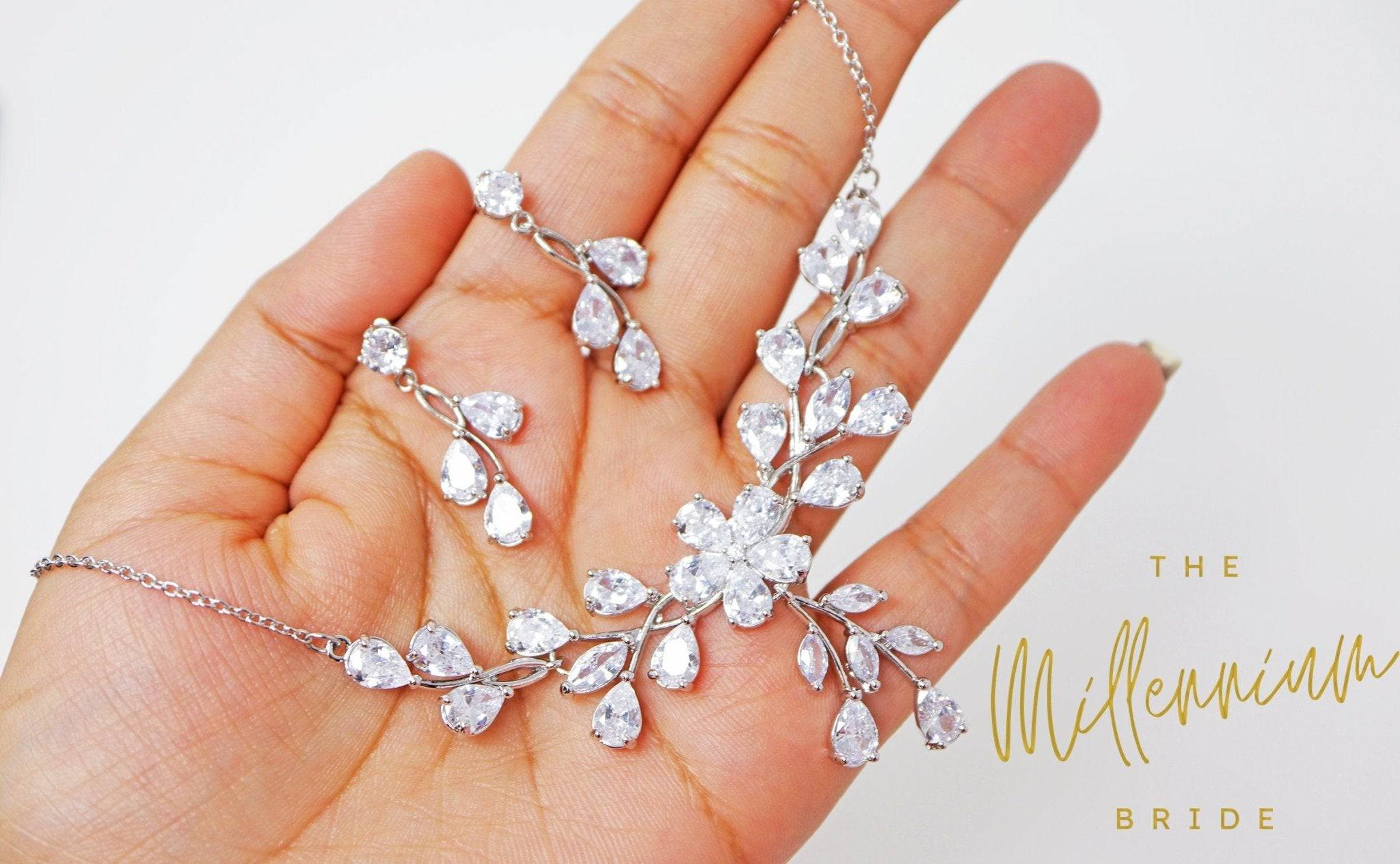 Swarovski Crystal Leaves Bridal Jewelry Set - Elegant Long Necklace & Statement Earrings for Wedding, Party & Special Occasions