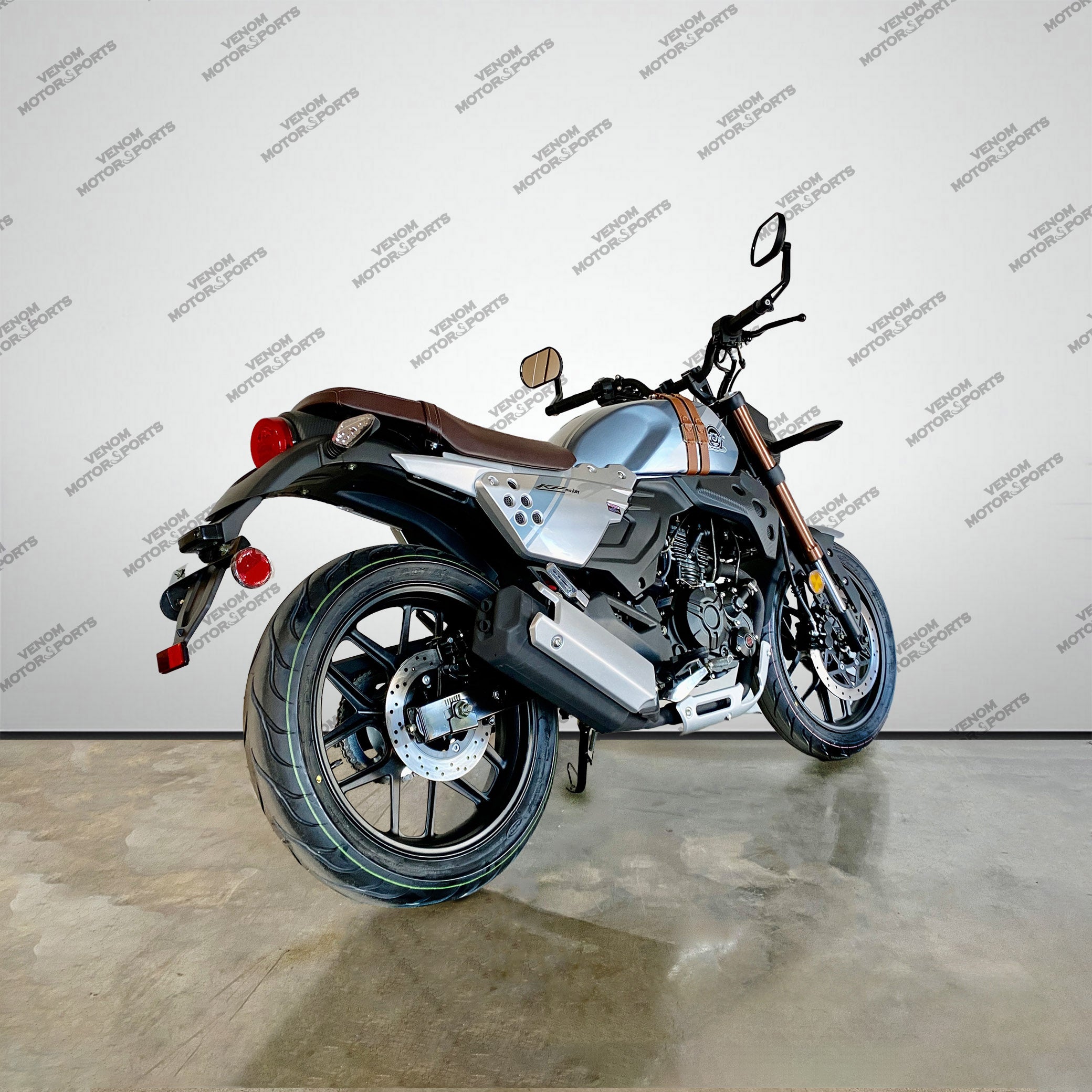 Lifan KPM 200 200cc Fuel Injected 6-Speed Motorcycle - Perfect for Commuting, Adventure Riding & Off-Road Trails