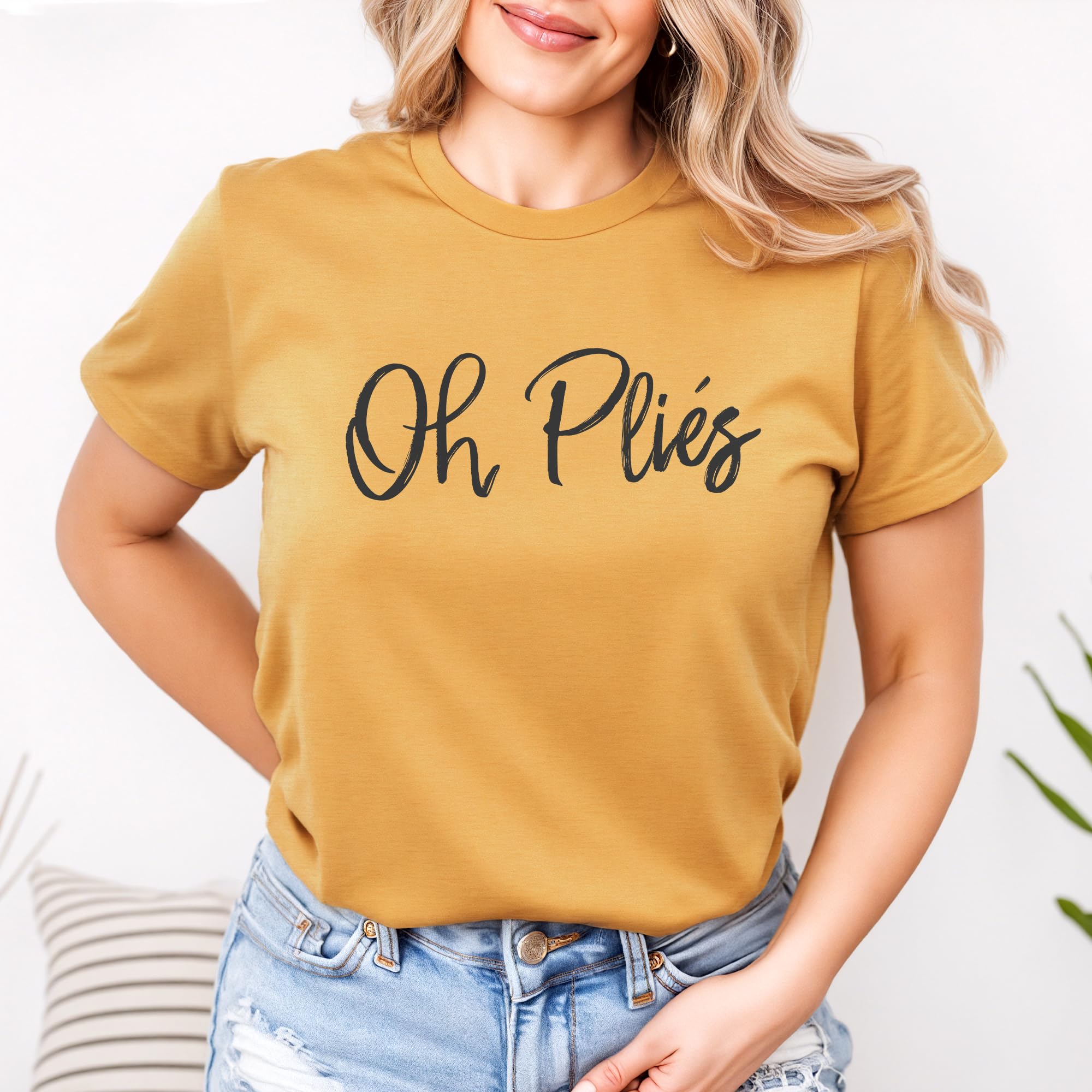 Ballet Dancer T-Shirt - Softstyle Unisex Dance Shirt for Ballerinas & Dancers - Perfect Gift for Dance Lovers - Comfortable Oh Plies Shirt for Ballet Class, Rehearsals & Dance Performances