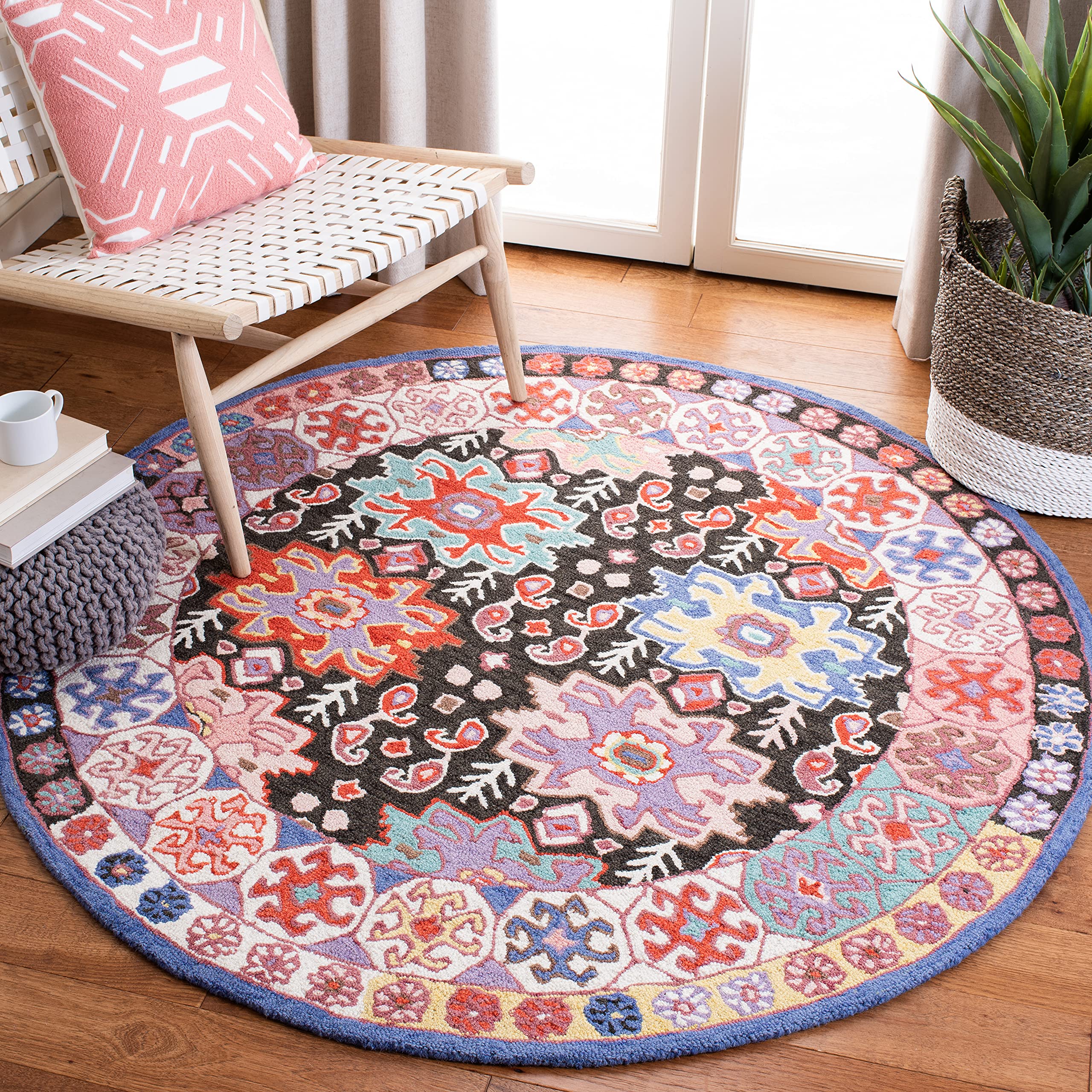 SAFAVIEH Bellagio Collection 5' Round Charcoal & Ivory BLG606H Handmade Premium Wool Area Rug - Perfect for Living Room, Bedroom, or Office Decor