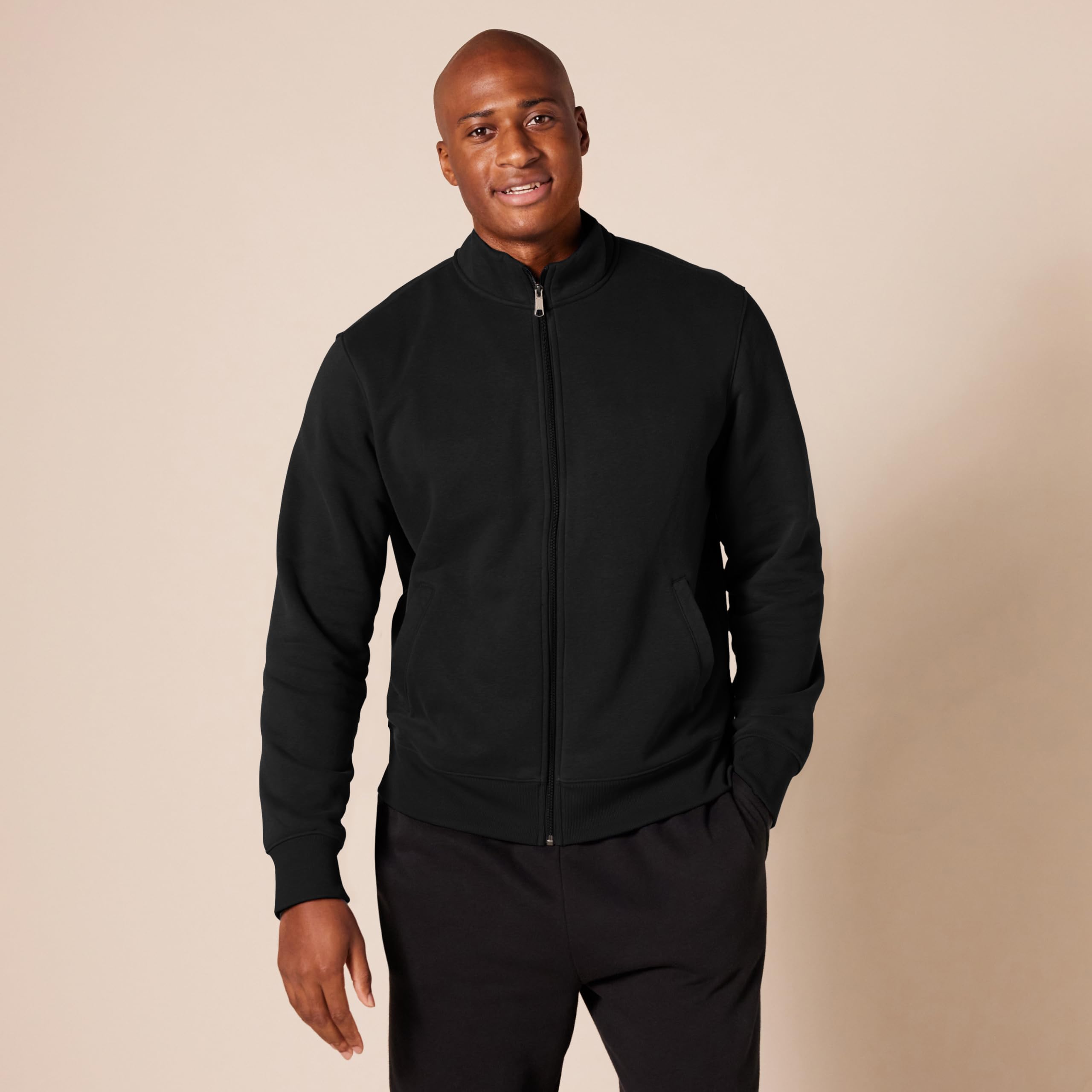 Amazon Essentials Men's Fleece Mock Neck Zip-Up Sweatshirt | Warm Winter Pullover for Casual Wear, Outdoor Activities & Layering