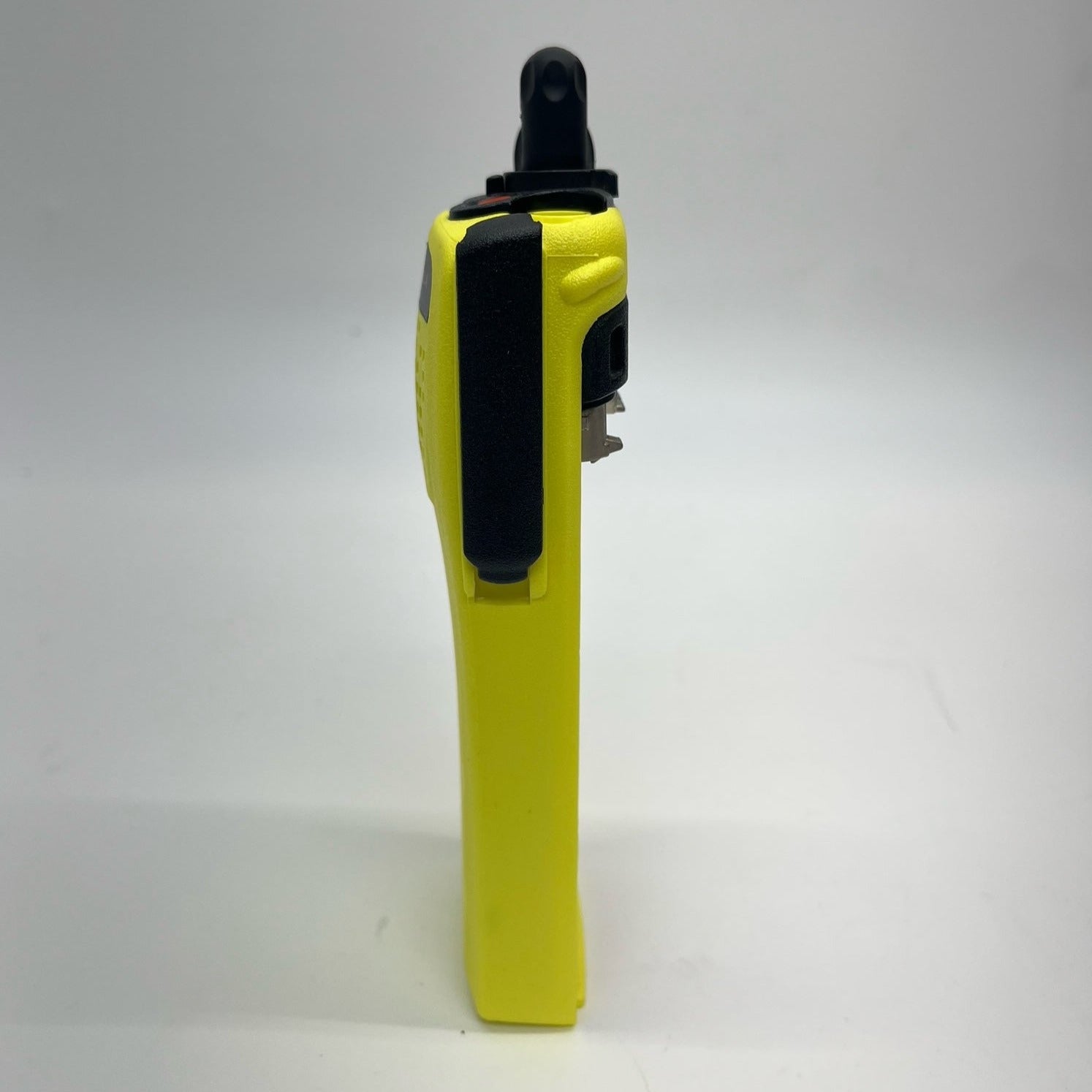 Motorola XTS1500 UHF R1 Portable Two-Way Radio (Model 1, Yellow) - Reliable Communication for Construction, Security & Outdoor Adventures