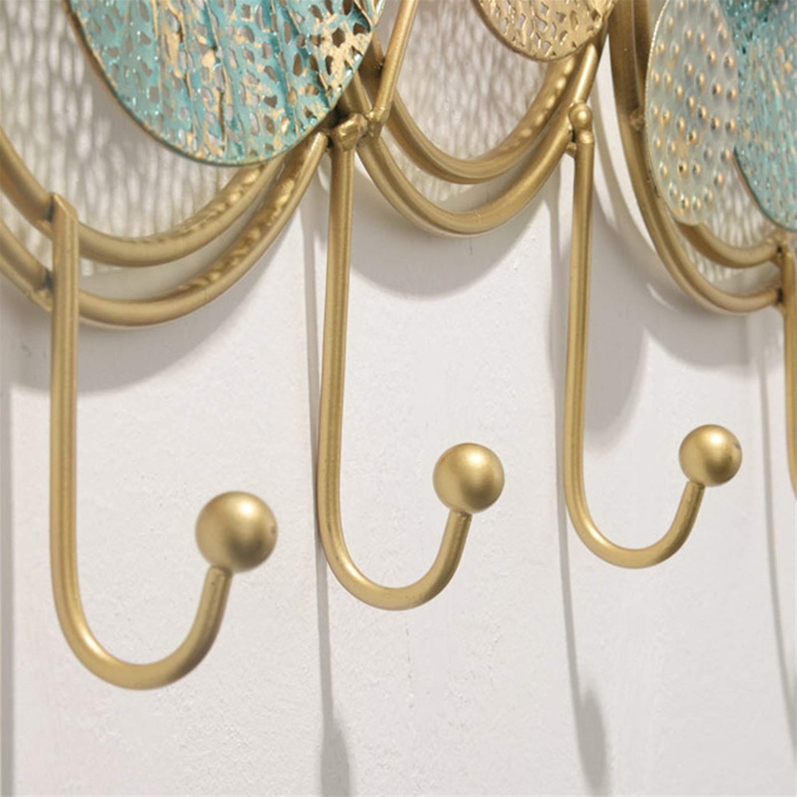 Modern Wall-Mounted Coat Rack with Hooks - Space Saving Behind The Door Clothes Hanger, Iron Coat Hooks for Jackets, Hats & Accessories - Perfect for Entryway, Bedroom & Closet Organization