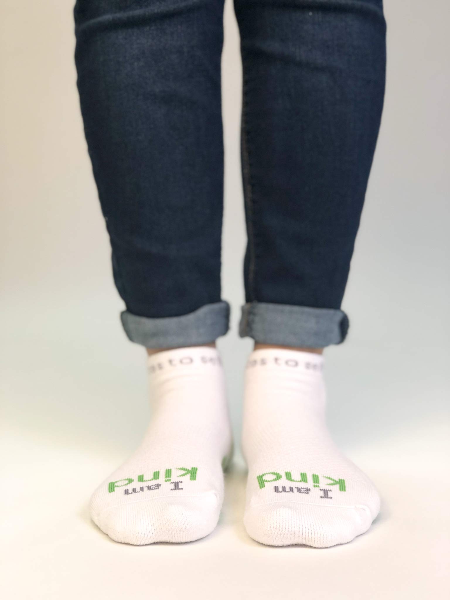 Positive Affirmation Socks for Women & Men - Motivational Daily Quotes, Comfortable & Inspirational Gifts for Her & Him - Perfect for Yoga, Meditation & Self-Care Days