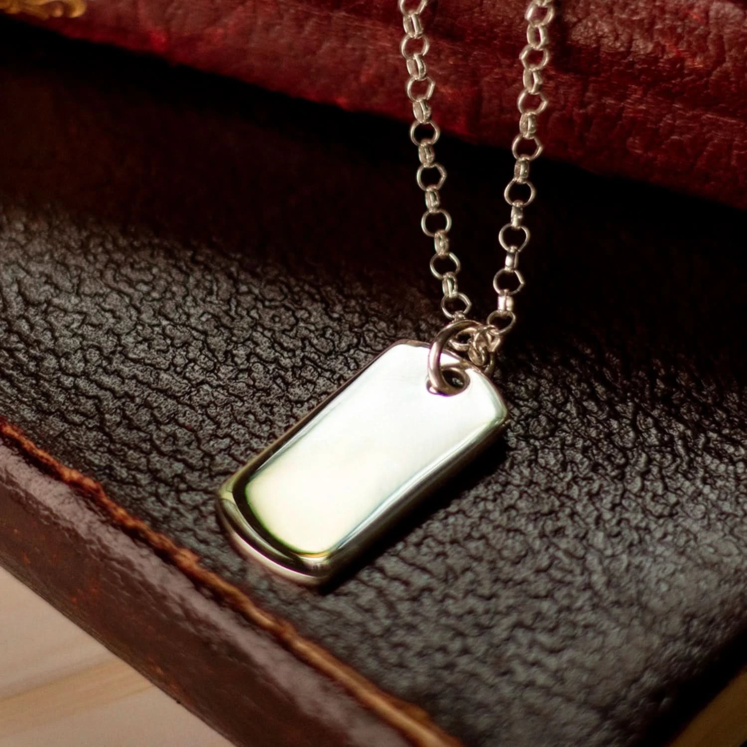 Custom Engravable Silver Men's Dog Tag Necklace - Personalized Military Style Pendant for Everyday Wear, Gifts & Special Occasions