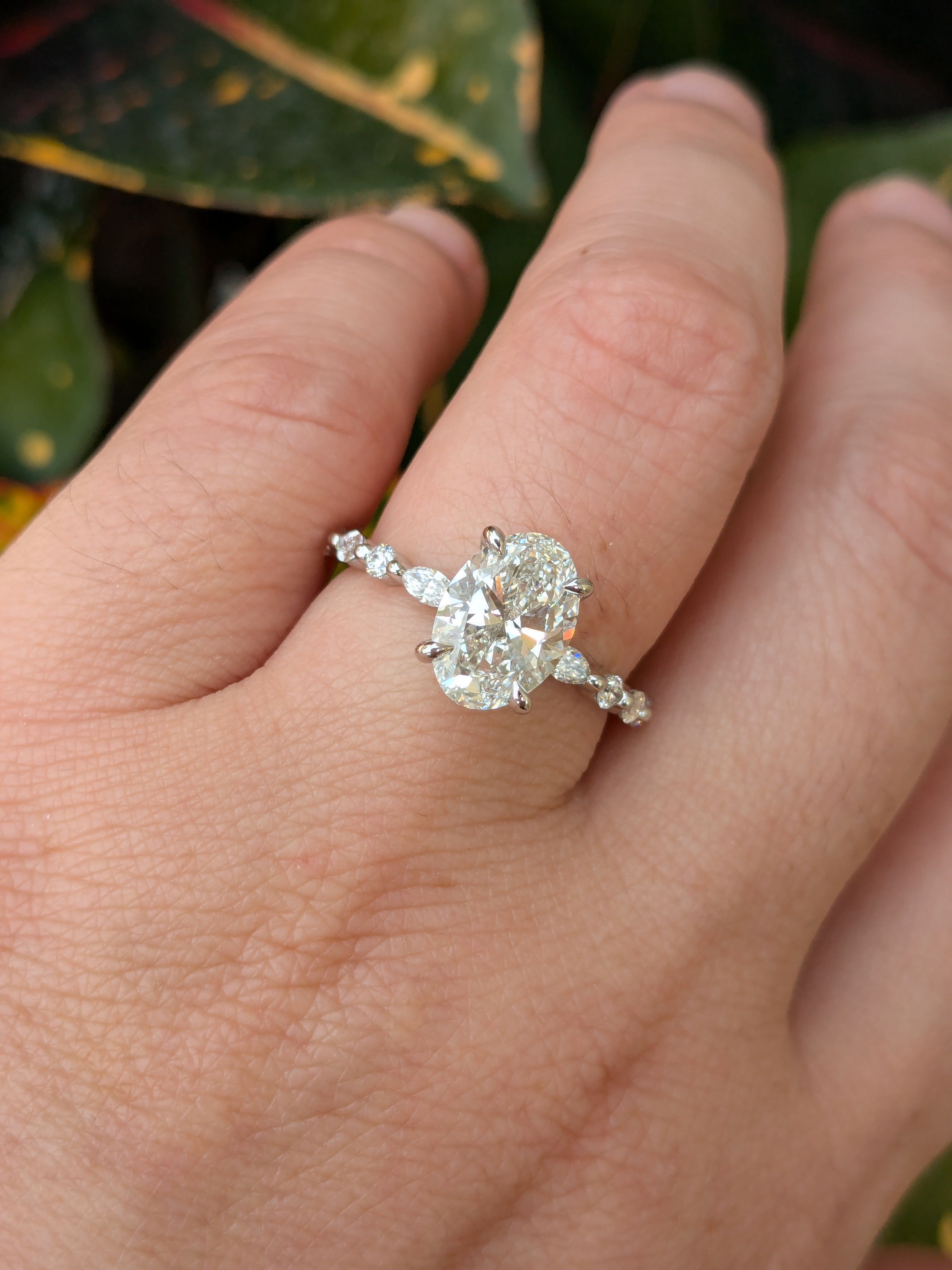 Jennifer Oval Engagement Ring - Elegant 14K Gold Diamond Wedding Band for Women | Perfect for Proposals, Anniversaries & Special Occasions