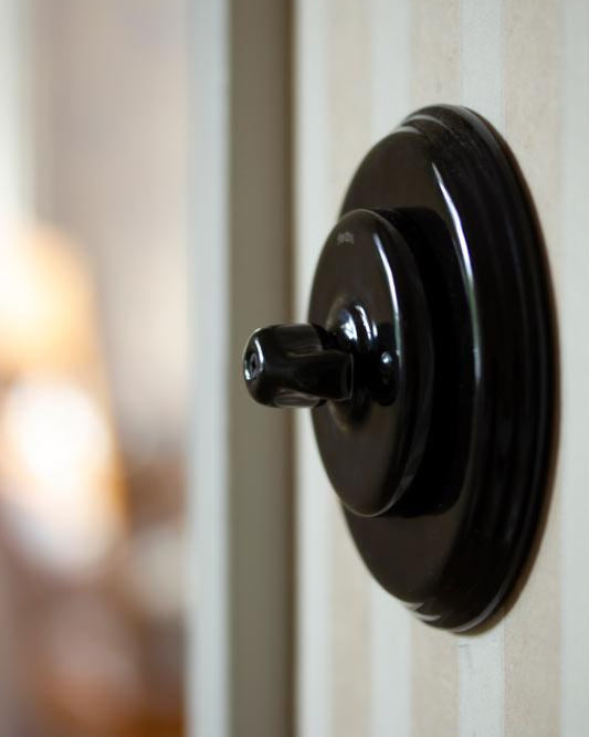 Black Porcelain Rotary Dimmer Switch - Perfect for Home Lighting Control & Mood Setting in Living Rooms, Bedrooms, and Dining Areas