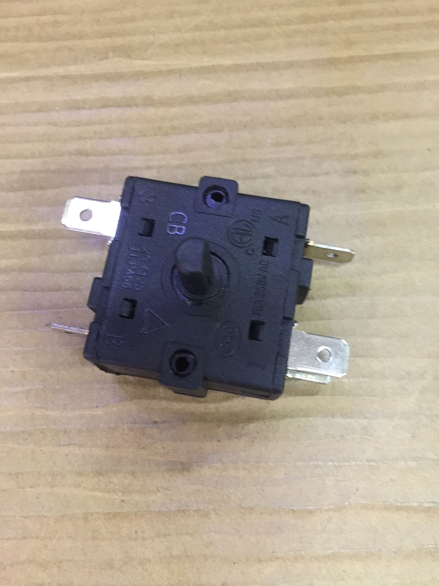 2PCS Electric Heater Oil Change Switch 25T125 PA66 Heating Switch with 5-Cycle Gear - Perfect for Automotive Heating Systems & Industrial Equipment Maintenance