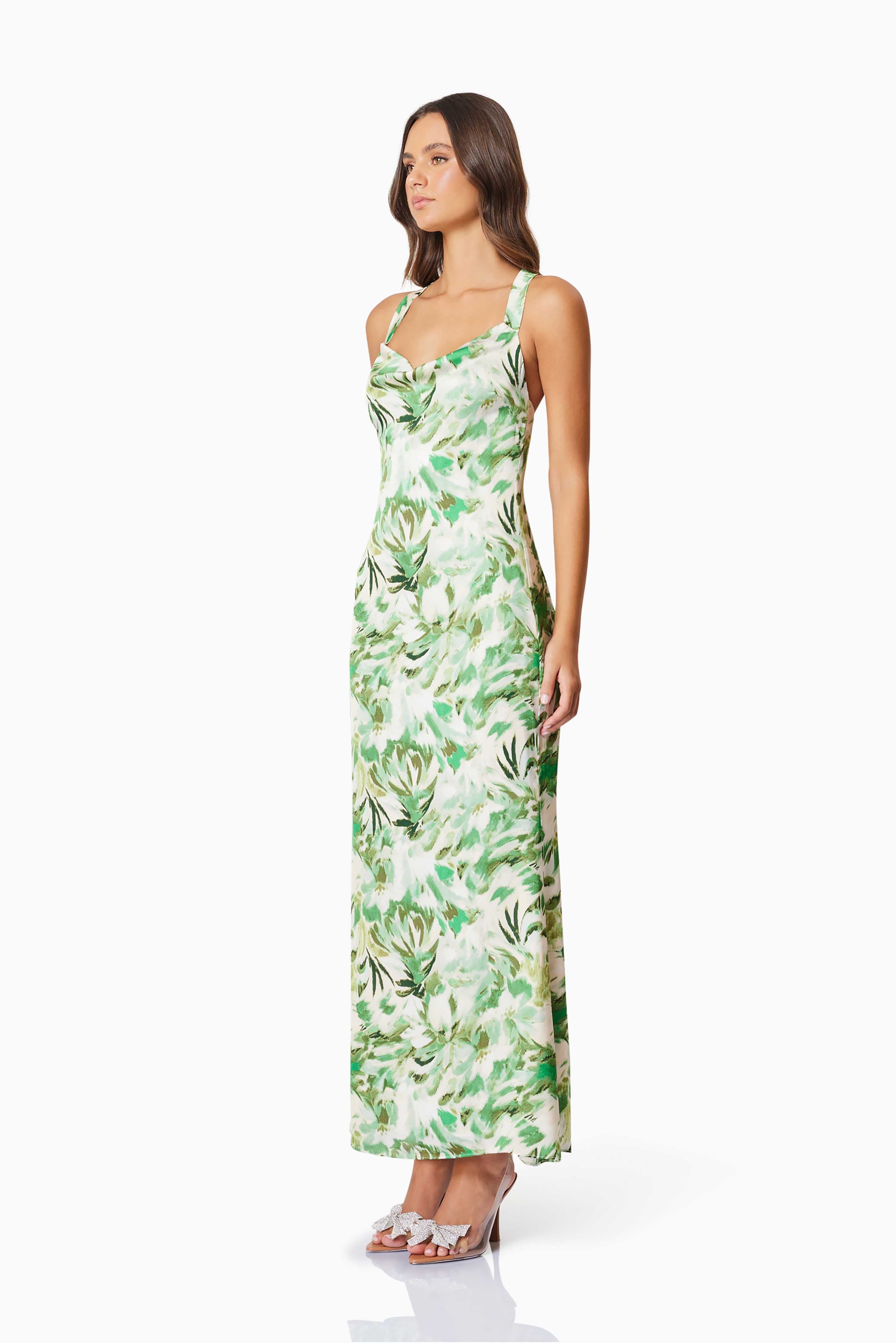 Georgia Cocktail Dress - Elegant Women's Party Dress for Evening Events, Weddings & Special Occasions | Flattering A-Line Silhouette with V-Neck & Knee-Length Hem