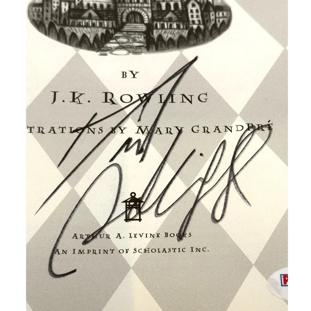 Daniel Radcliffe Autographed Harry Potter and the Sorcerer’s Stone First Edition Book (1998, PSA Certified) - Rare Collectible for Harry Potter Fans, Movie Memorabilia & Fantasy Book Collectors