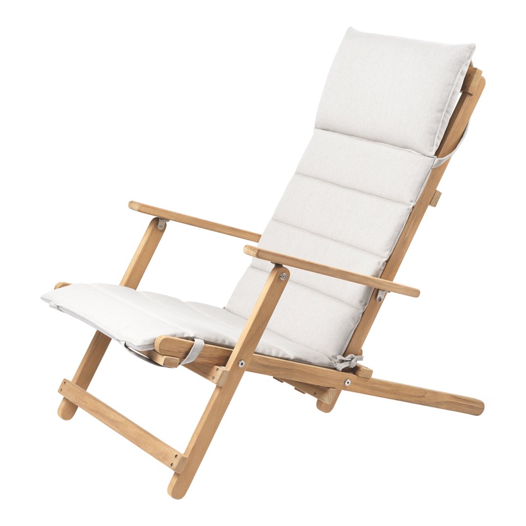Premium Outdoor Deck Chair BM5568 - Durable Patio Lounge Chair for Backyard, Poolside & Beach Relaxation - Weather-Resistant & Comfortable