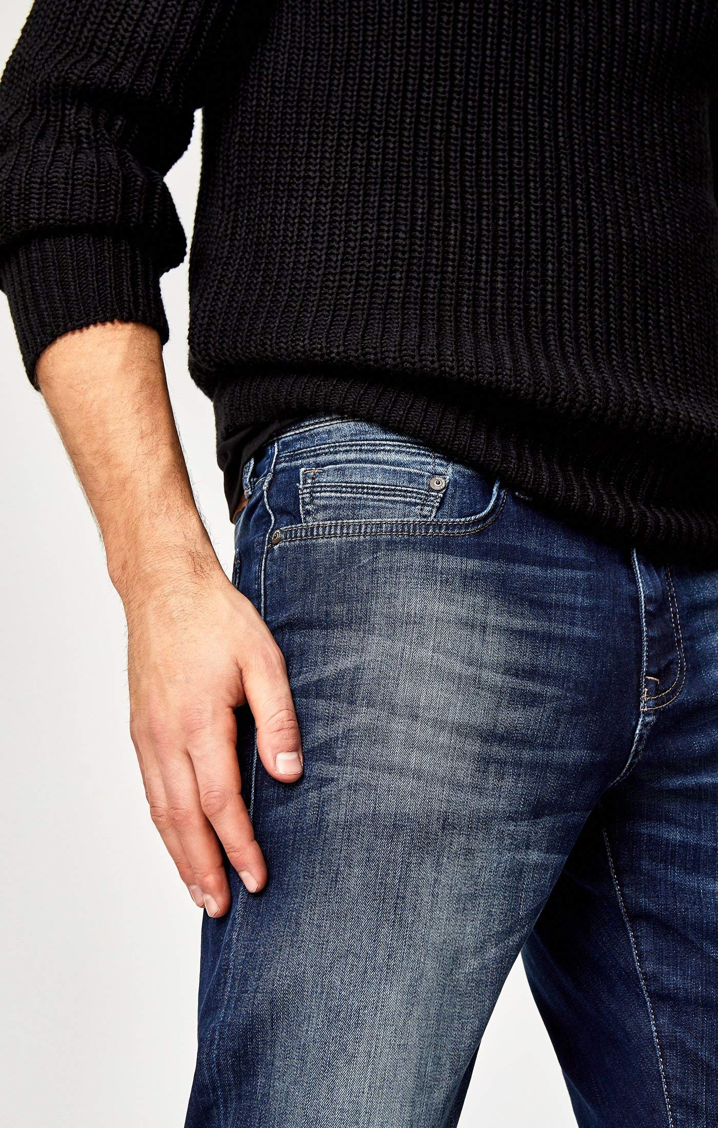 Mavi Men's Myles Mid-Rise Straight Leg Jeans - Classic Denim Pants for Casual Wear, Work & Everyday Outfits | Comfortable & Stylish Men's Jeans for Office, Dating & Weekend