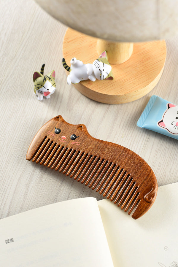 Princess Lazy Cat Hair Comb - Gentle Detangling Brush for Long & Short Hair - Perfect for Home, Travel & Pet Grooming