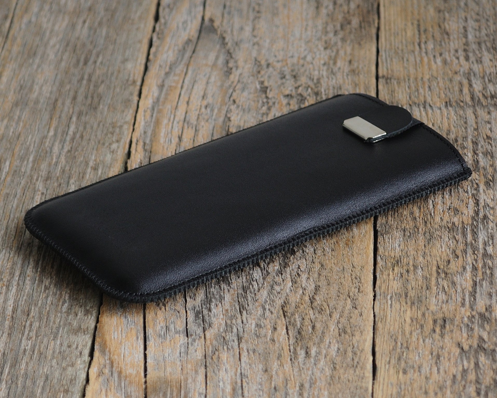 Premium Italian Black Leather Case for iPhone 16 Pro - Slim Fit Protective Cover - Luxury European Made Phone Accessory - Perfect for Business, Travel & Everyday Use