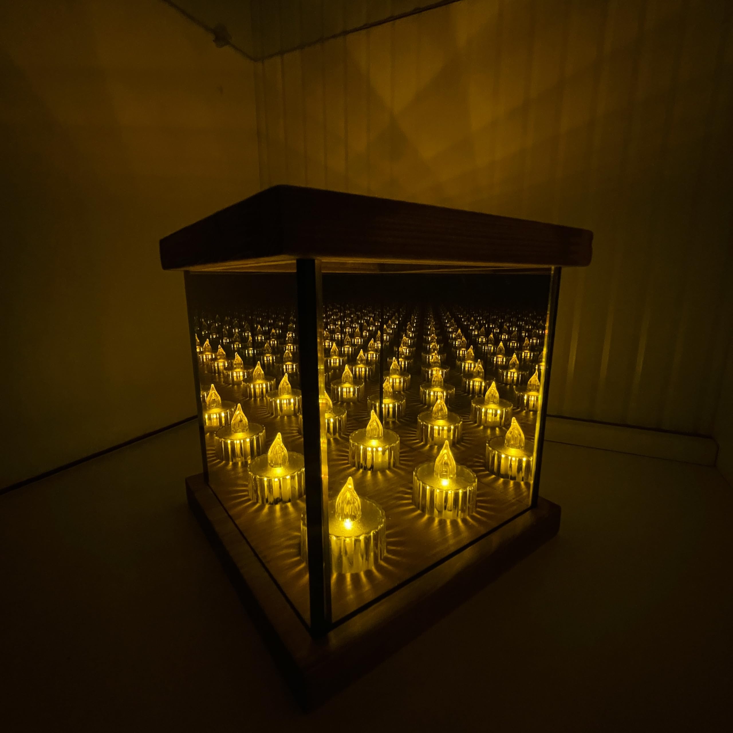 Infinity Mirror Tea Light Holder - Glass Hurricane Candle Holder with Wood Base | Unique Infinity Cube Night Light for Table Decor, Wedding Gifts, Bedroom Lighting & Rustic Home Decor | Perfect for Romantic Dinners, Spa Relaxation & Holiday Centerpieces